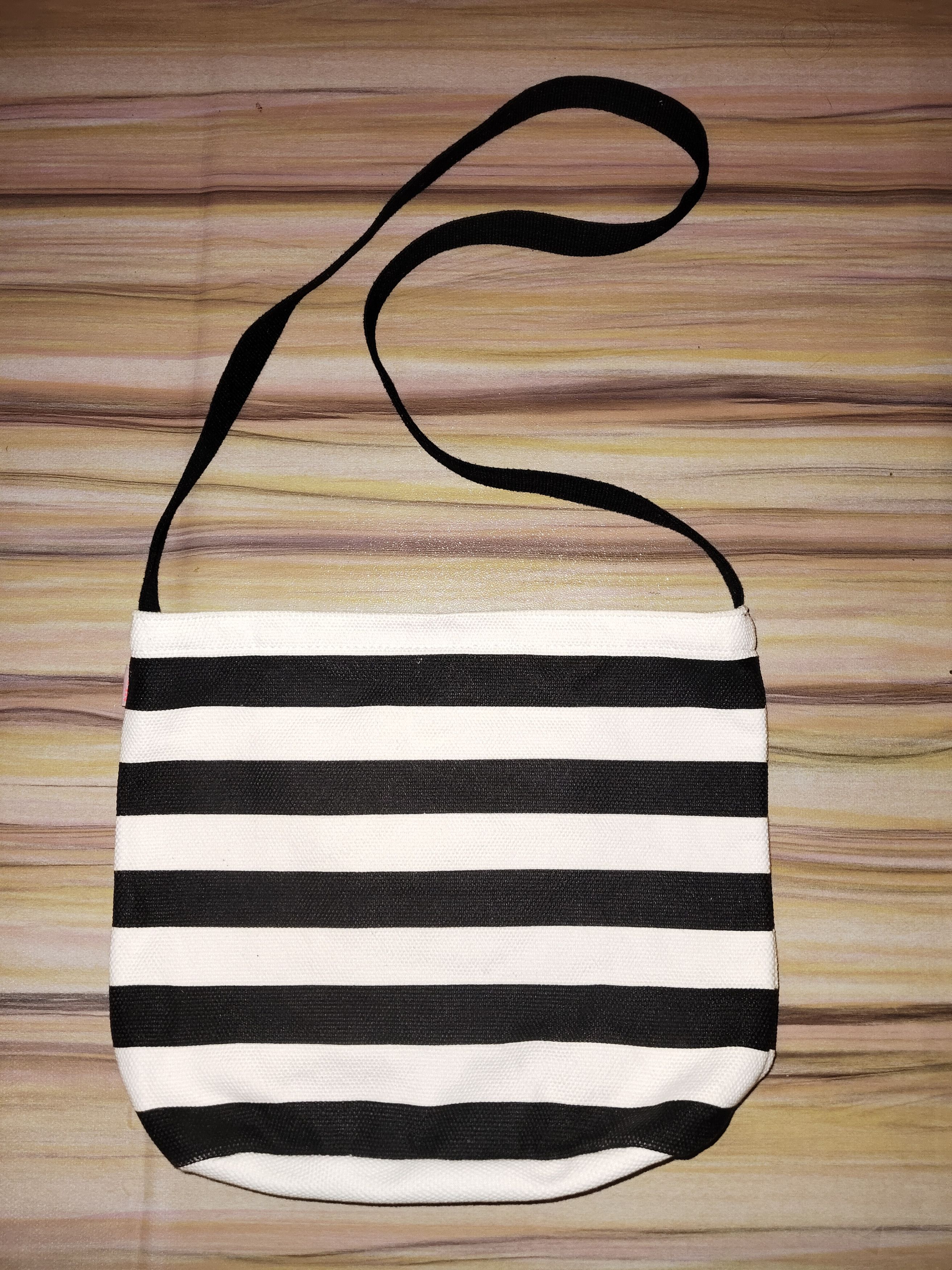 Ne-Net NE-NET Stripes Sling Bag (ISSEY MIYAKE) Size ONE SIZE - 4 Thumbnail