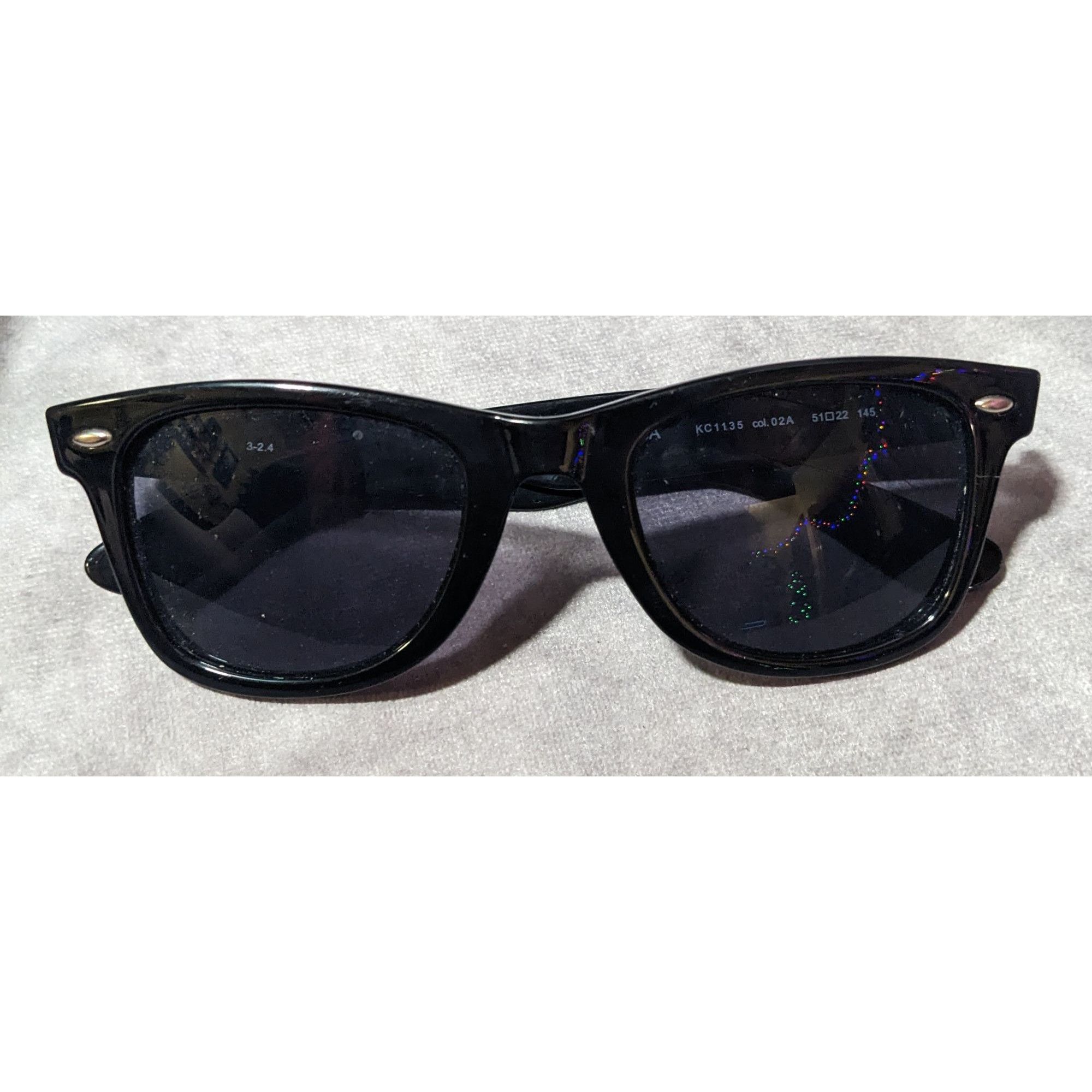 Kenneth Cole Kenneth Cole Reaction Black Classic Sunglasses Size ONE SIZE - 4 Thumbnail