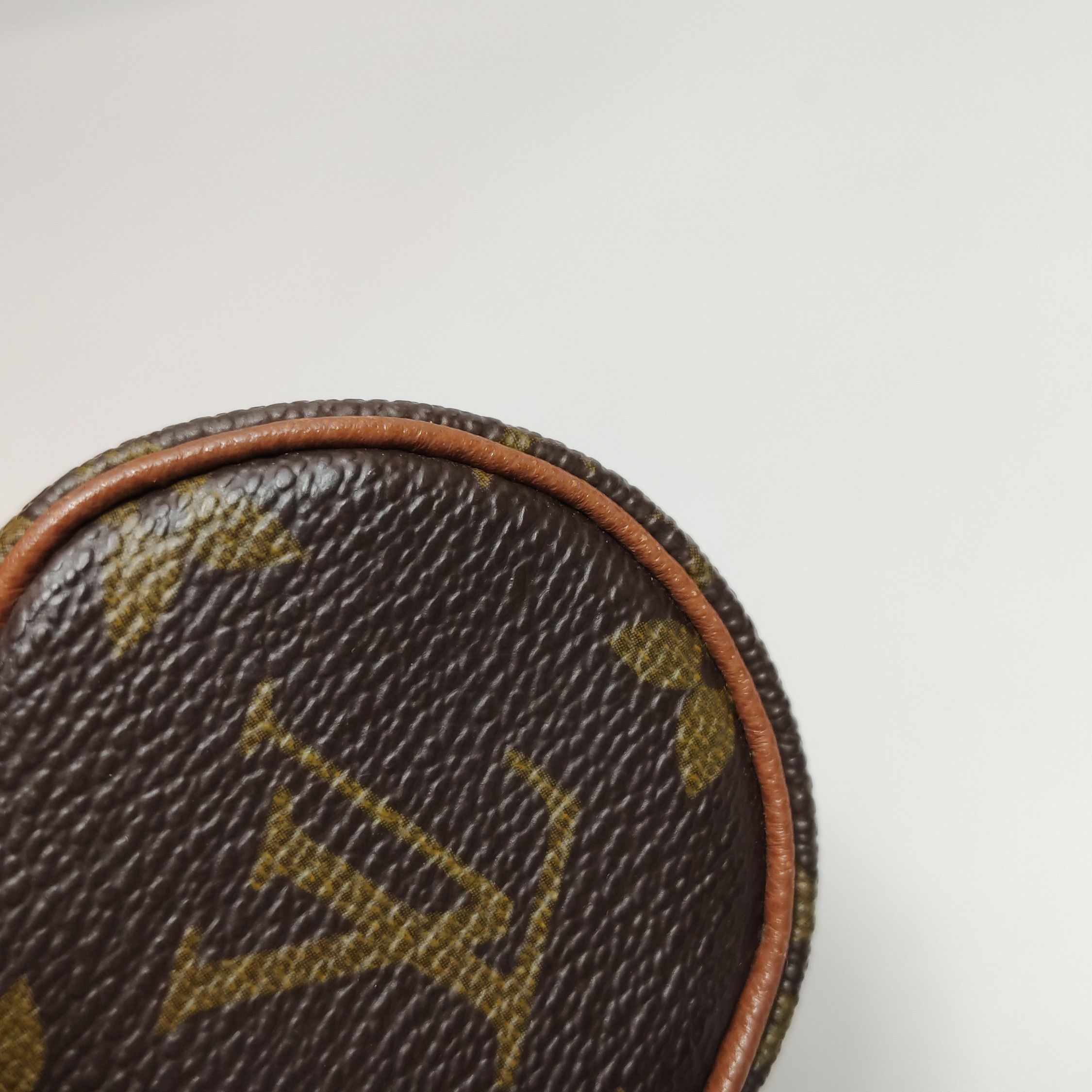 Louis Vuitton Louis Vuitton (LV) Papillon Mini Cowhide Monogram Printed D Size ONE SIZE - 9 Thumbnail