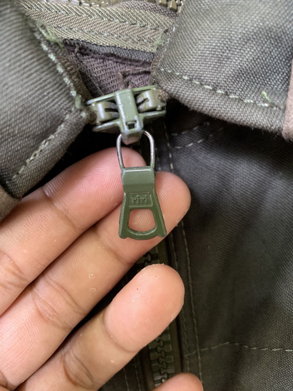 Vintage Vintage Swedish Army C46 Multi Pocket Jacket Size US L / EU 52-54 / 3 - 3 Thumbnail