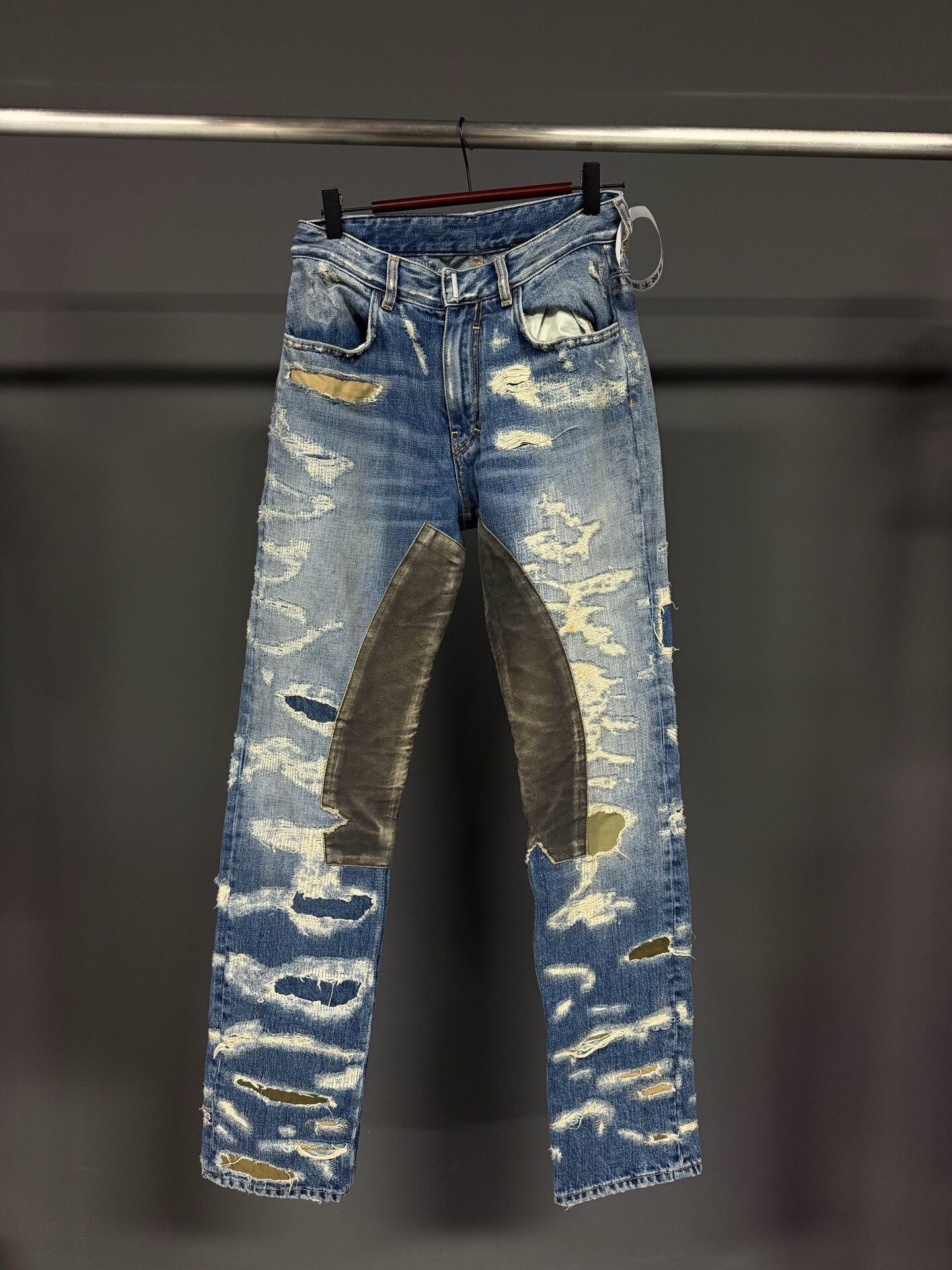 1017 ALYX 9SM × Ends Repair × Givenchy Givenchy Matthew Williams