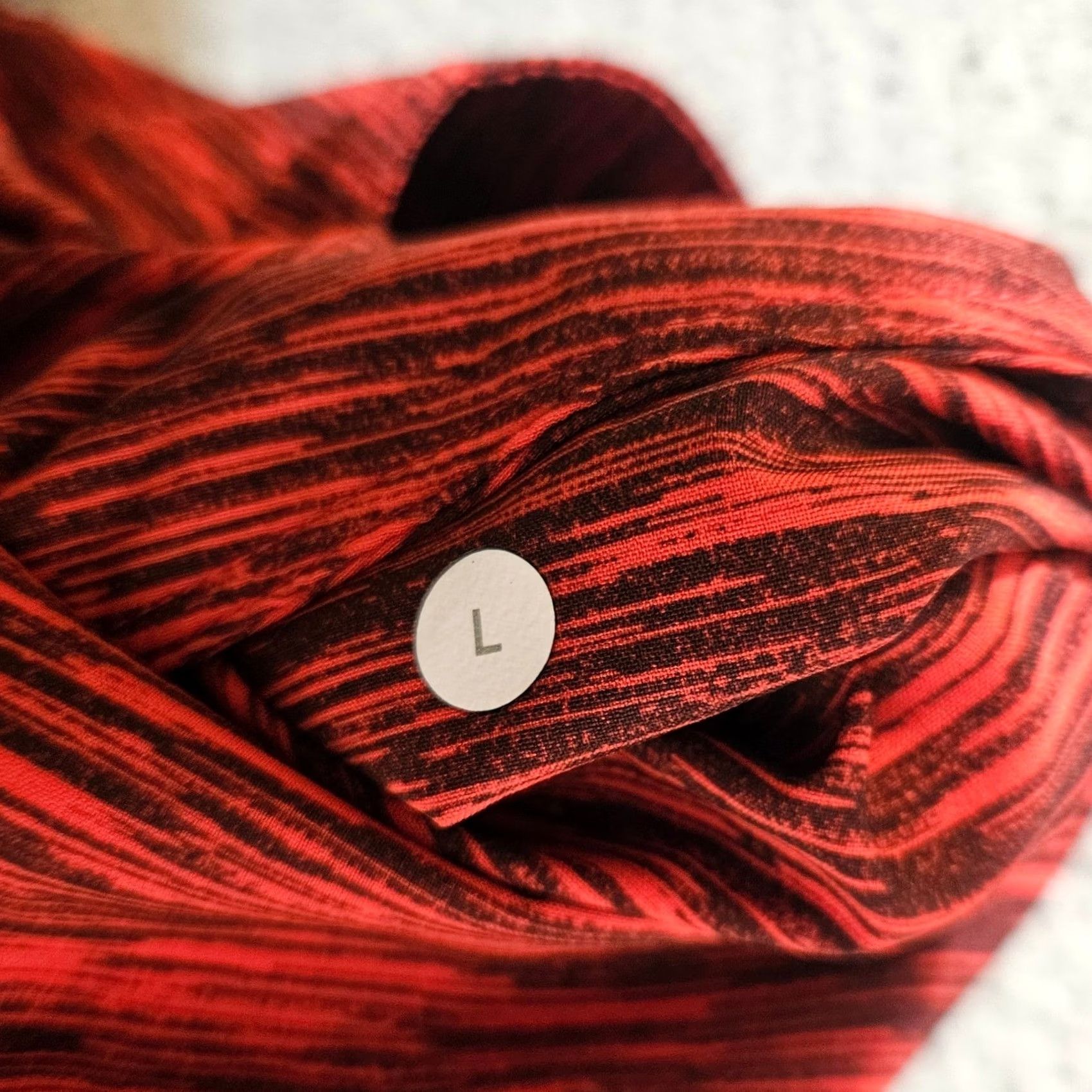 Lululemon Lululemon Core Short Mens Large Black Red Heathered Unlined 11" Hidden Pocket Size US 33 - 3 Thumbnail