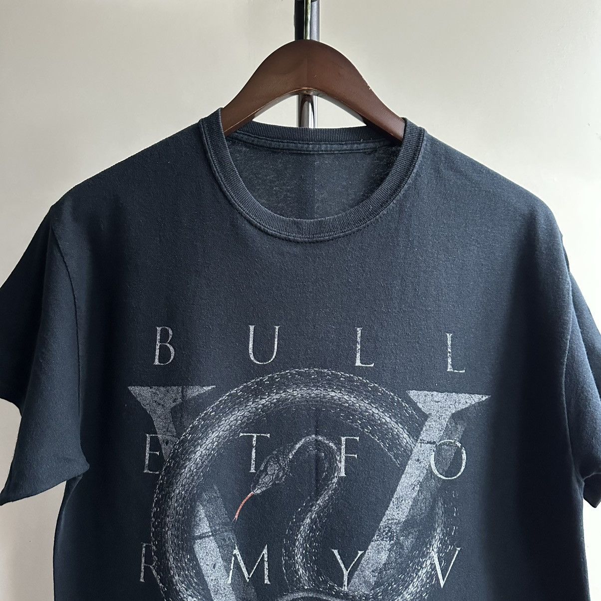 Band Tees × Vintage Vintage Bullet for My Valentine Tour Tee 2015 Size US M / EU 48-50 / 2 - 2 Thumbnail