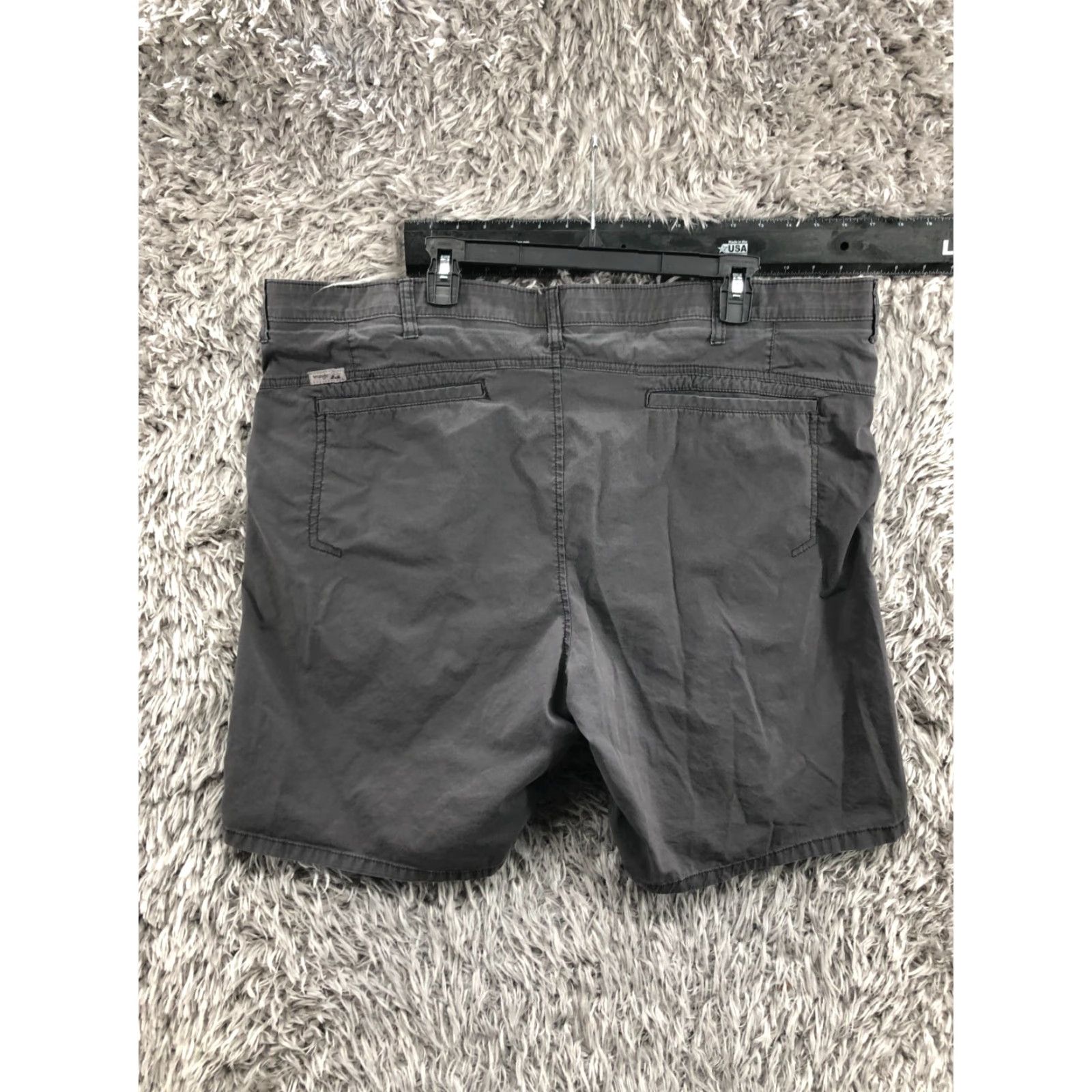 Wrangler Wrangler Shorts Mens 46 Bermuda Reg Gray Medium Wash Cotton Blend 5-Pocket Logo Size US 30 / EU 46 - 4 Thumbnail