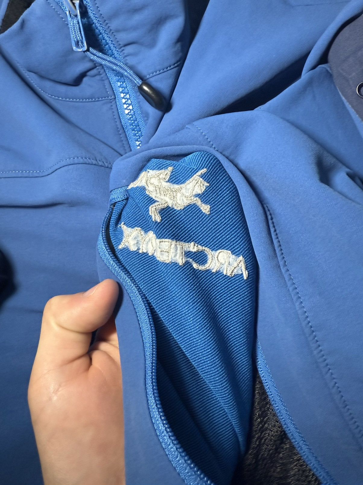 Arc'teryx × Vintage Vintage Arc’Teryx blue Soft-Shell Outdoor Jacket Size US L / EU 52-54 / 3 - 17 Thumbnail