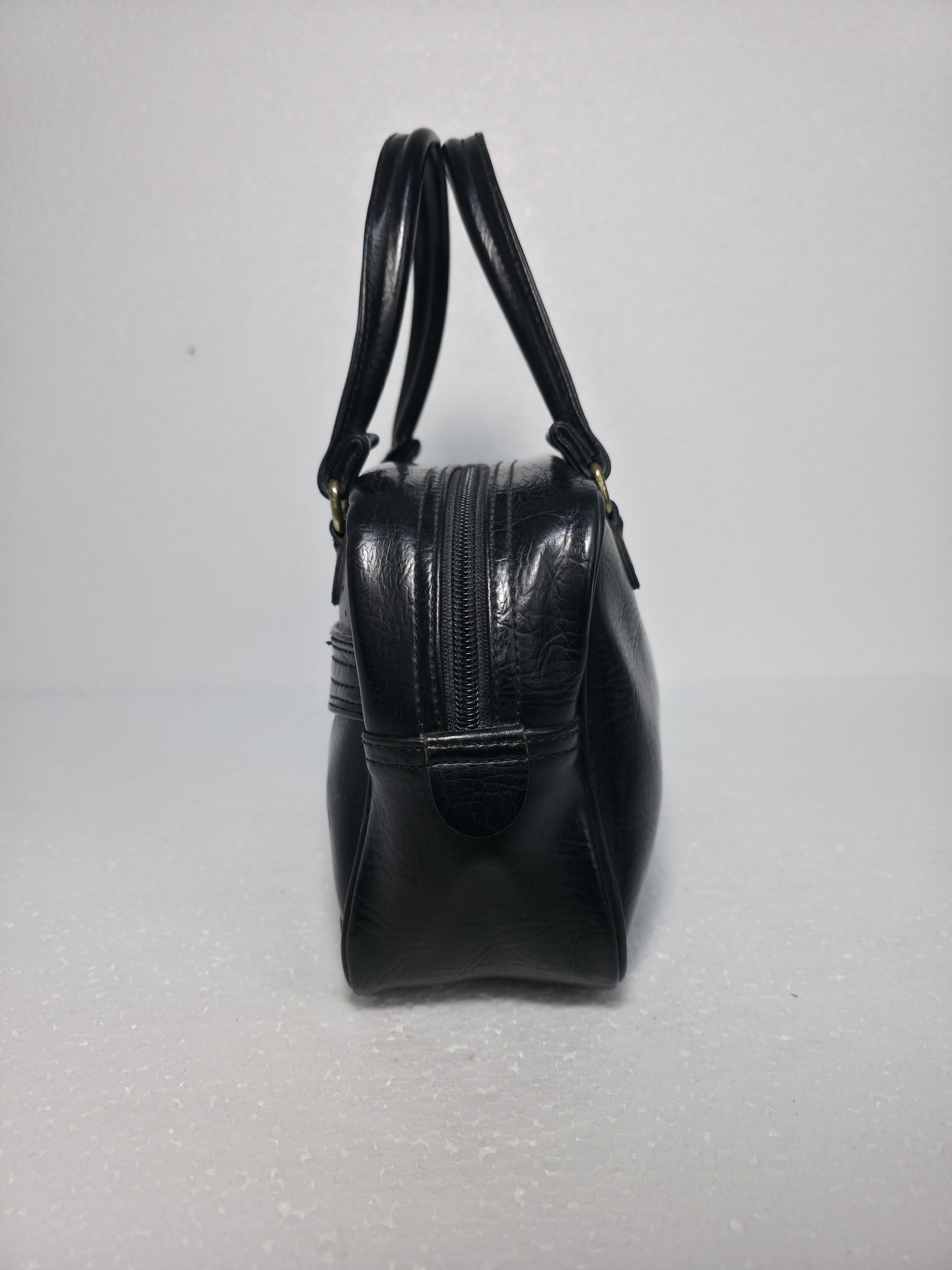 Puma Puma vintage Y2K bag. Puma Mini Boston bag Size ONE SIZE - 4 Thumbnail