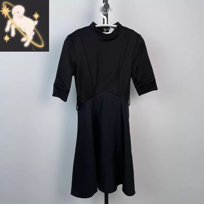 Louis Vuitton Louis Vuitton Black Back Zip Short Sleeve Dress Size XS / US 0-2 / IT 36-38 - 1 Thumbnail