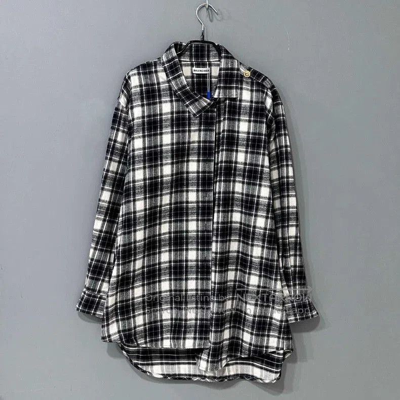 Balenciaga Balenciaga Classic Plaid Shirt. Size US XS / EU 42 / 0 - 1 Thumbnail