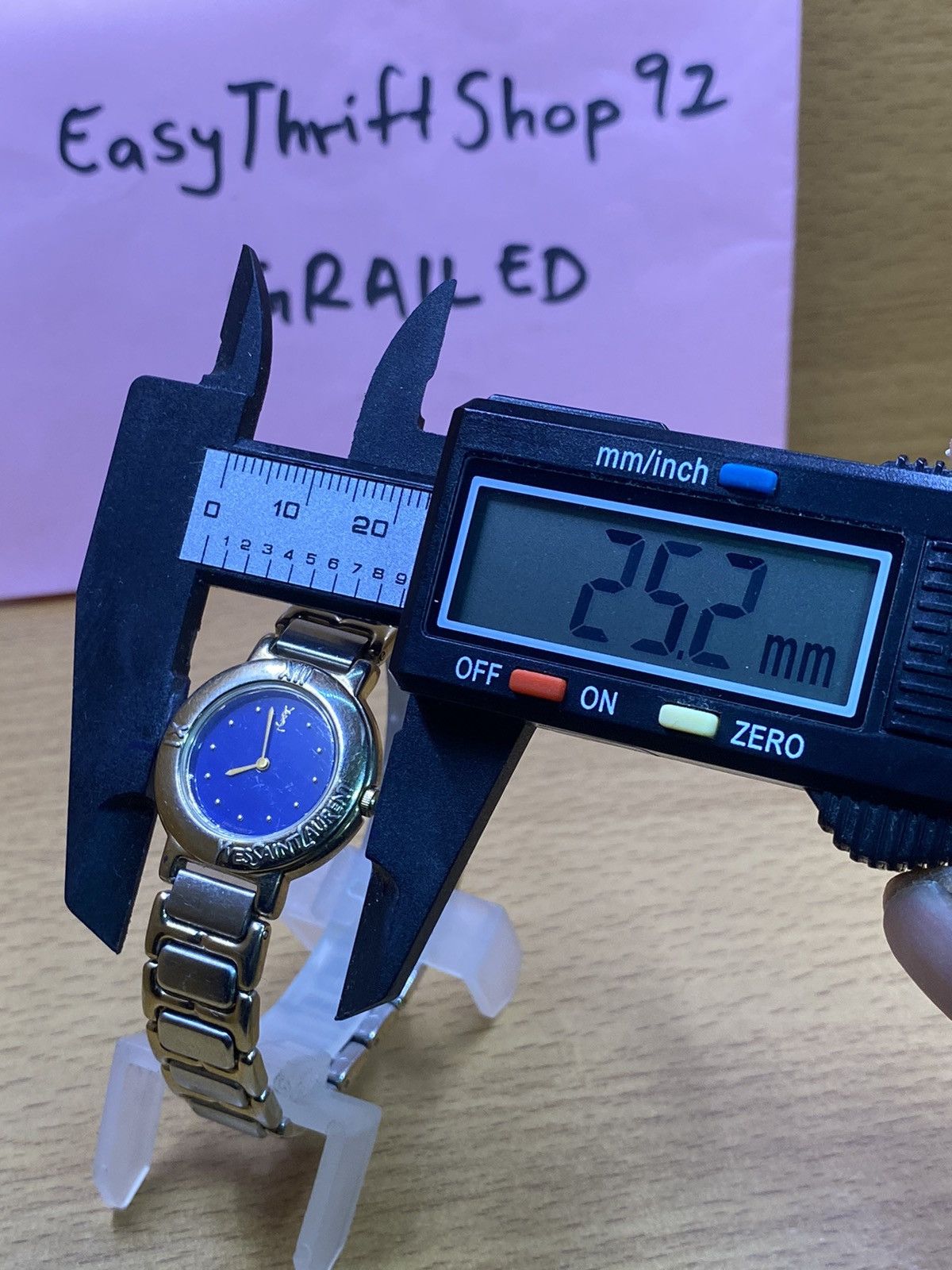 Yves Saint Laurent OFFER YOUR PRICE🔥 Vintage YSL watch Size ONE SIZE - 6 Thumbnail