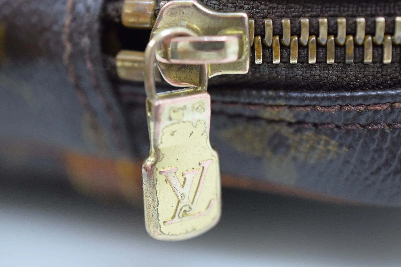 Louis Vuitton Auth Louis Vuitton Danube Crossbody Bag Monogram M45266 Size ONE SIZE - 10 Thumbnail