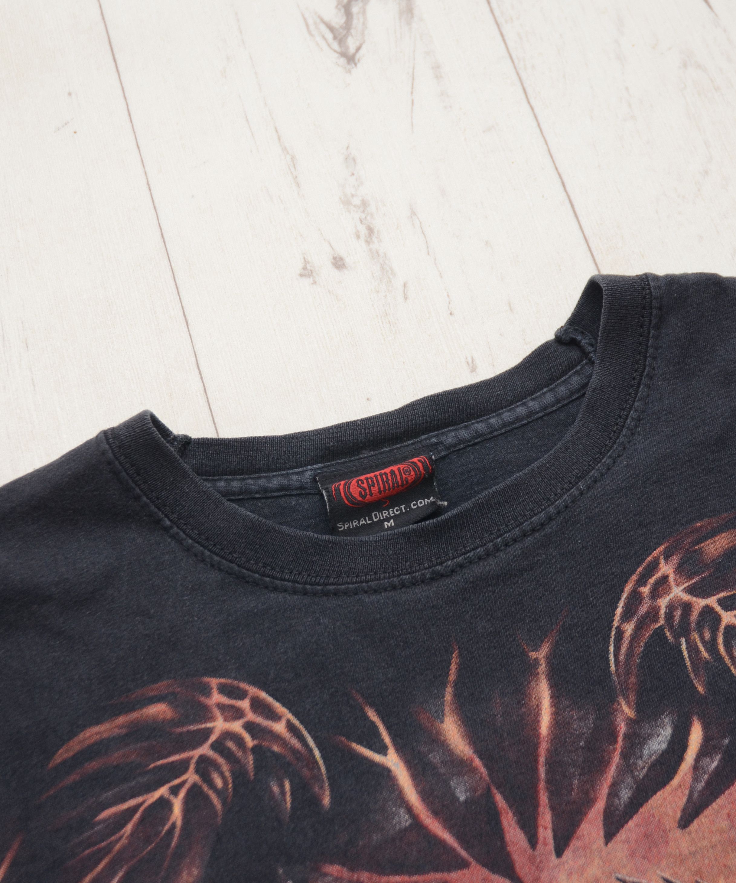 Vintage Vintage Graphic Design Crazy Dragon T-Shirt Spiral Direct Size US M / EU 48-50 / 2 - 7 Thumbnail