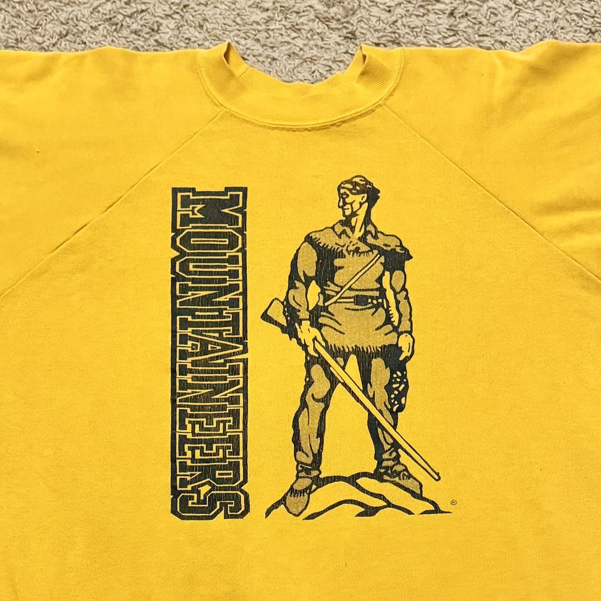 Vintage VINTAGE 80s WEST VIRGINIA MOUNTAINEERS SWEATSHIRT! Size US L / EU 52-54 / 3 - 3 Thumbnail