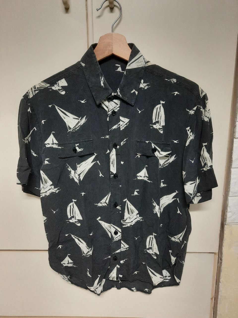 Saint Laurent Paris Sailboat Silk Shirt Size US S / EU 44-46 / 1 - 1 Thumbnail