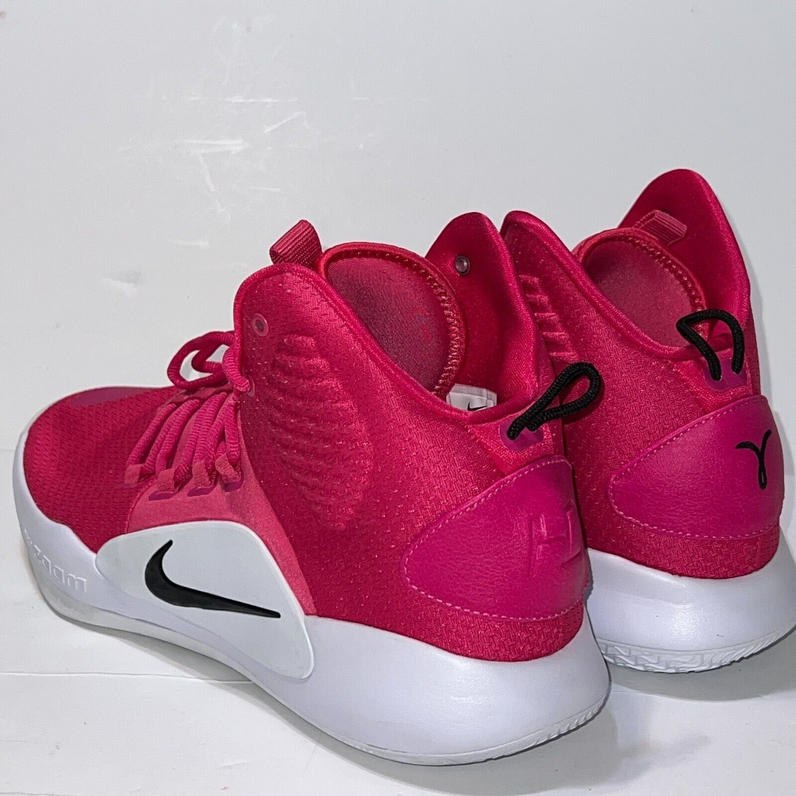 Nike 10.5 Nike Hyperdunk TB Promo School Kay Yow Breast Cancer Size US 10.5 / EU 43-44 - 10 Thumbnail
