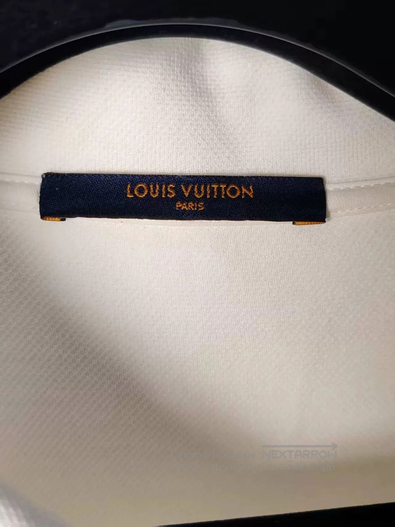 LVXWA Authentic LV Pocket Print Zip Short Sleeve. Size US M / EU 48-50 / 2 - 5 Thumbnail