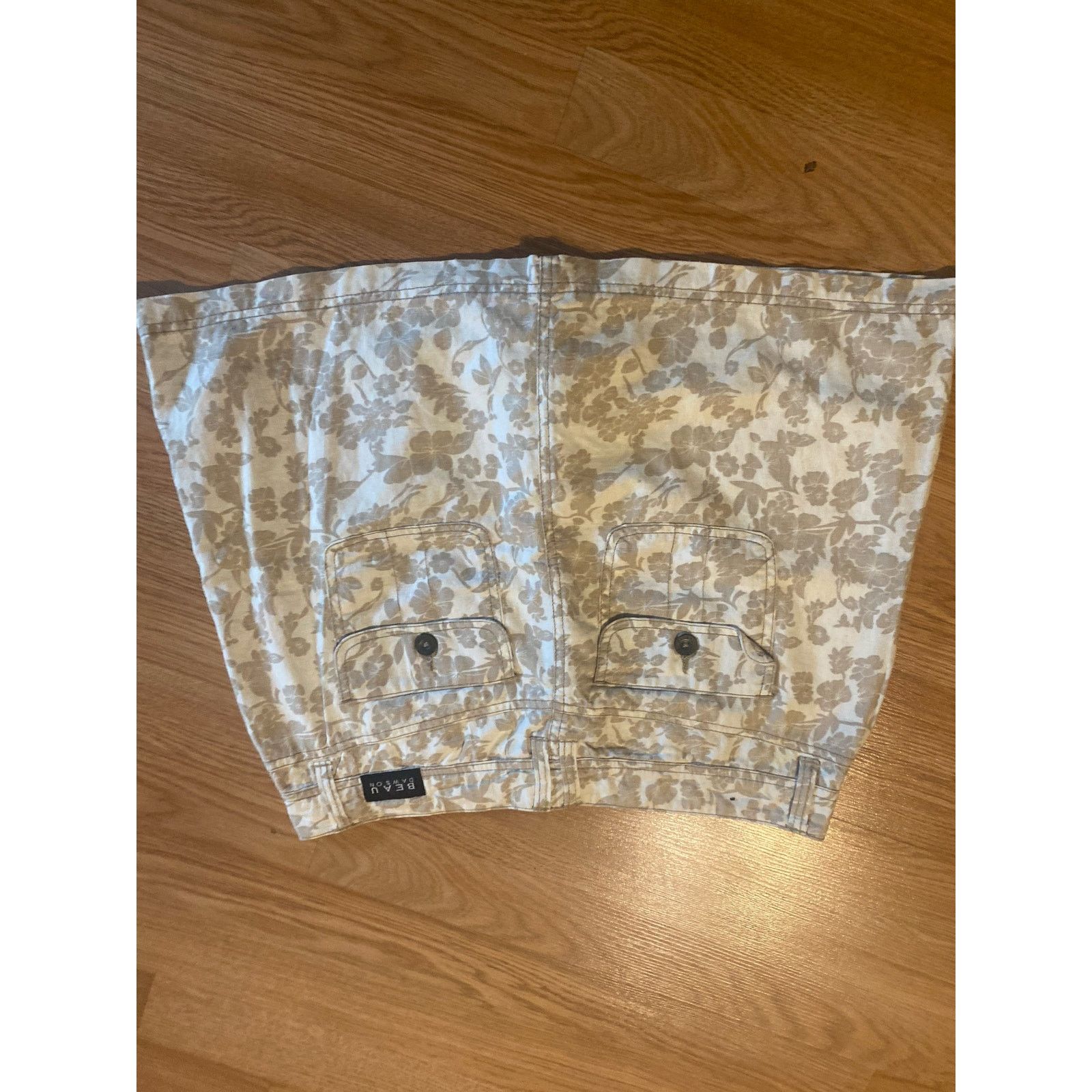 & Other Stories Floral Skirt Size 10 With Short Pockets and Zipper Size 33" - 4 Thumbnail