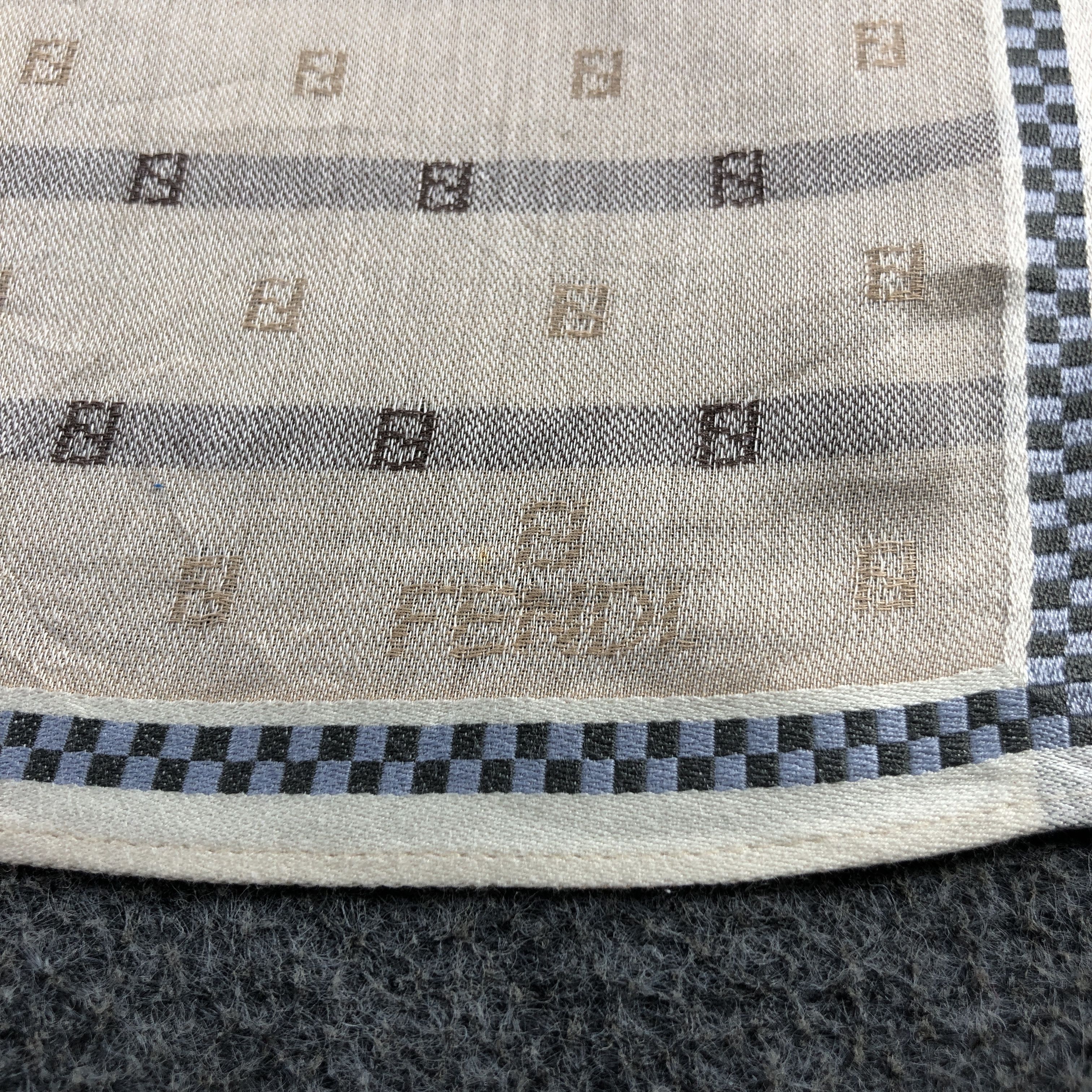 Japanese Brand Fendi Monogram FF Handkerchief Neckerchief Bandana H2688 Size ONE SIZE - 4 Thumbnail