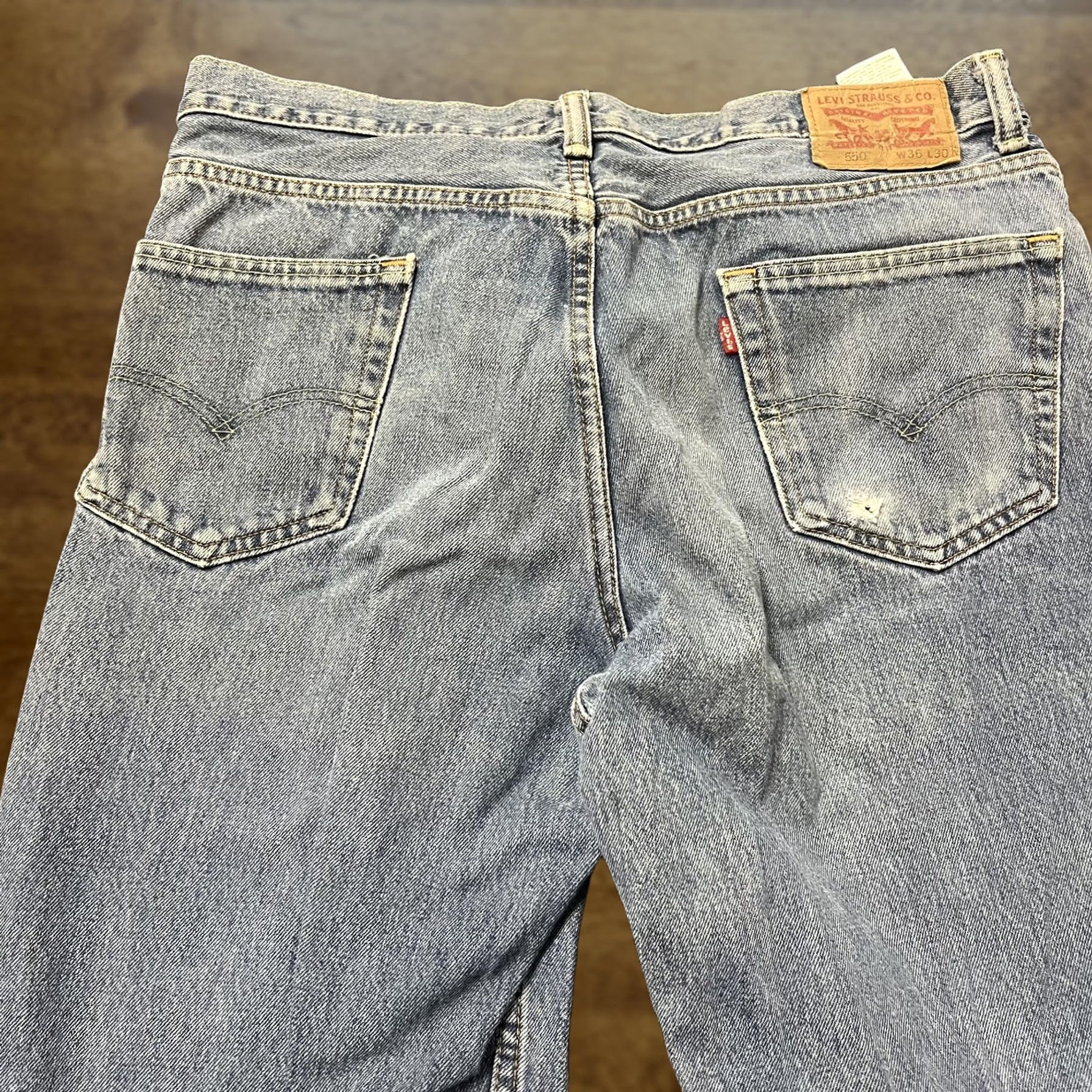 Levi's Levi's Jeans Mens 36x30 Blue Relaxed Tapered Leg Denim Medium Wash 550 Relaxed Fit Stone Wash Pockets Zip Fly Men Mens Size US 36 / EU 52 - 1 Thumbnail