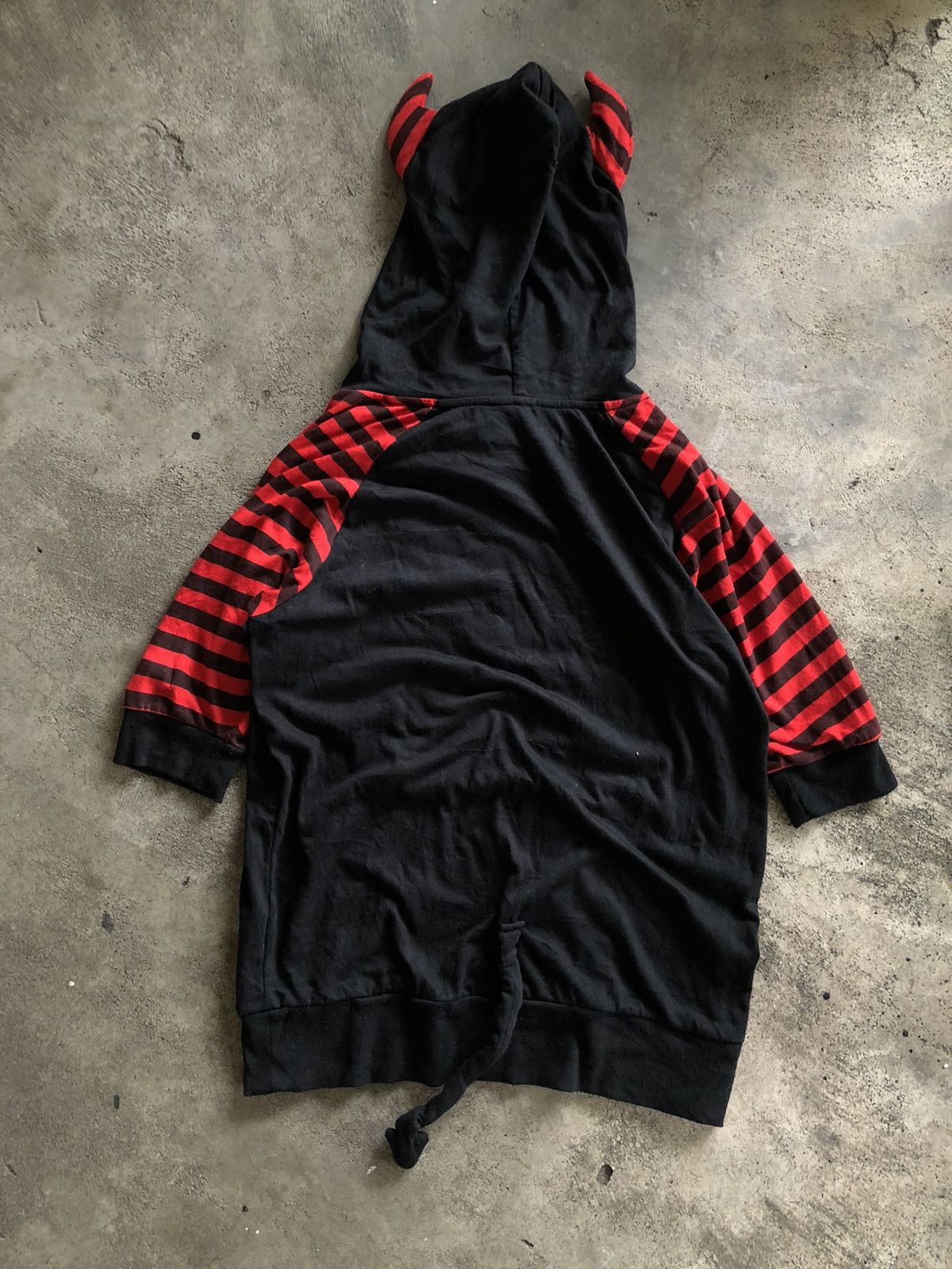 If Six Was Nine × Japanese Brand × Le Grande Bleu (L.G.B.) JAPANESE DIG DEEP PUNK GOTHIC STYLE HOODIE Size US L / EU 52-54 / 3 - 5 Thumbnail