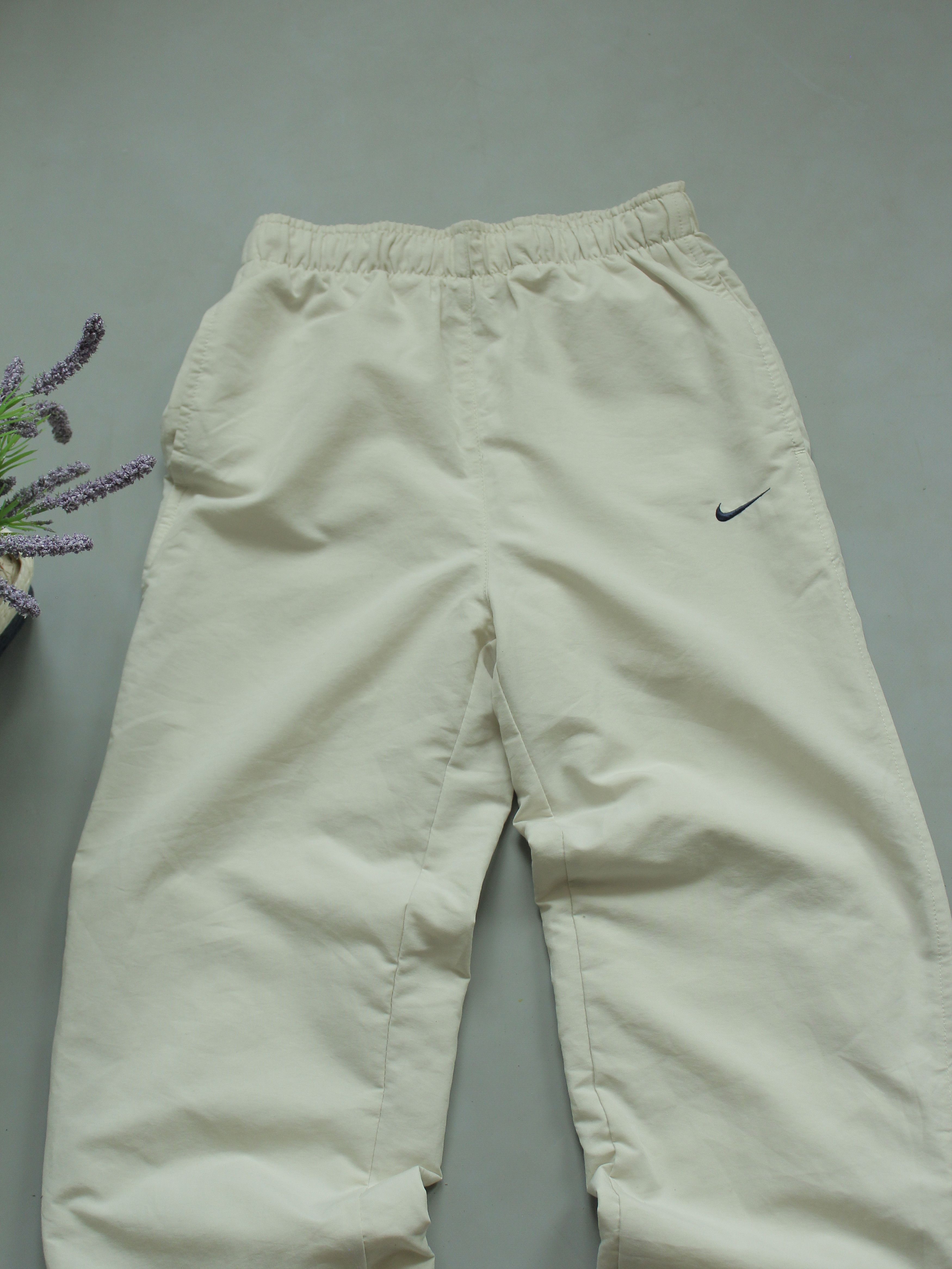 Nike × Vintage Nike Vintage Youth M Womens XS-S Beige Milky Pants Swoosh Size 28" / US 6 / IT 42 - 3 Thumbnail