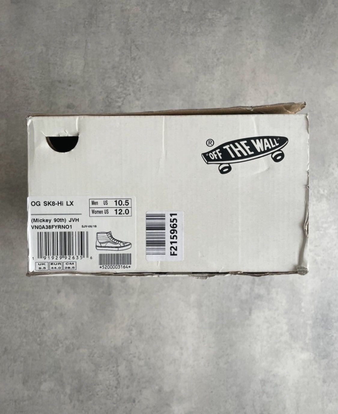 Vans Disney x John Van Hamersveld x Vans Sk8-Hi 'Mickey's 90th' Size US 10.5 / EU 43-44 - 5 Thumbnail