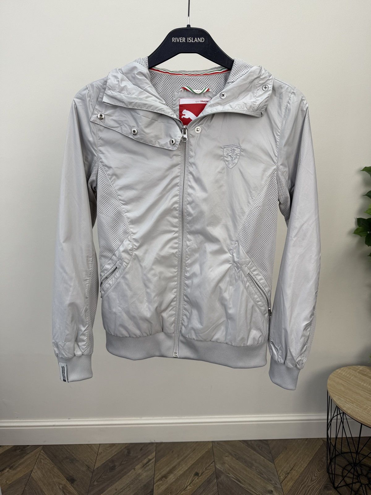 Ferrari Vintage Puma Ferrari Lightweight Hooded Jacket Windbreaker Size XS / US 0-2 / IT 36-38 - 1 Thumbnail