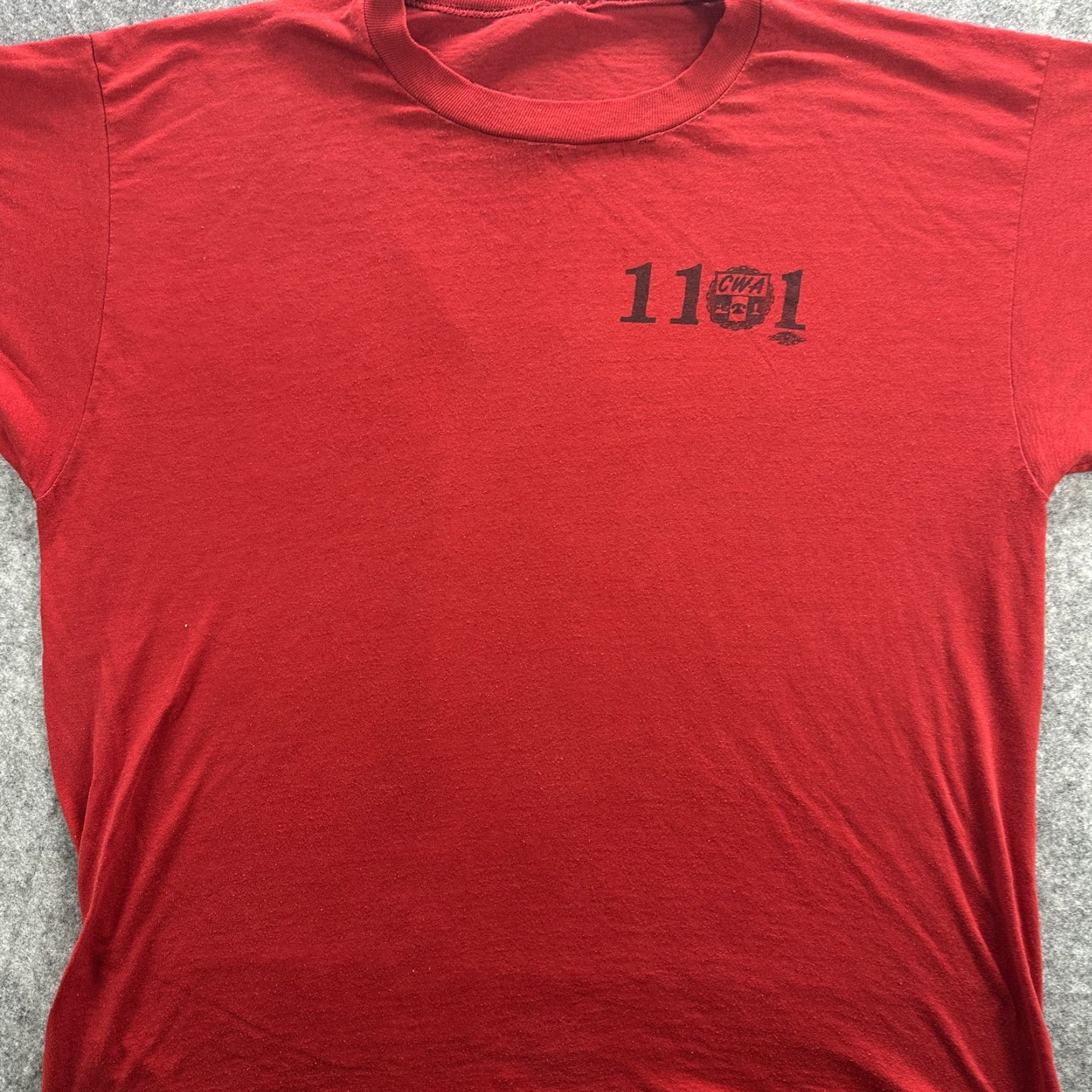 Vintage VINTAGE CWA Union Graphic T-Shirt Men XL Red 90s Workwear Vintage Communications Size US XL / EU 56 / 4 - 3 Thumbnail