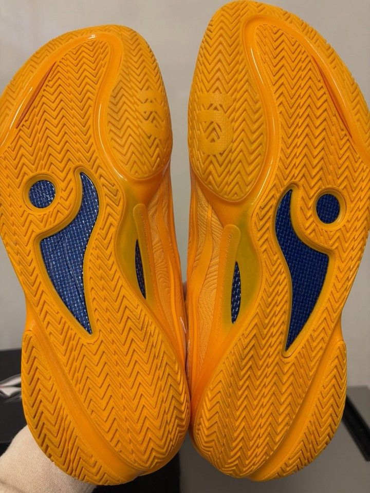 Li-Ning Li-Ning Way Of Wade 808 5 Ultra V2 Orange size 9 ABAV045-16 Size US 9 / EU 42 - 4 Thumbnail