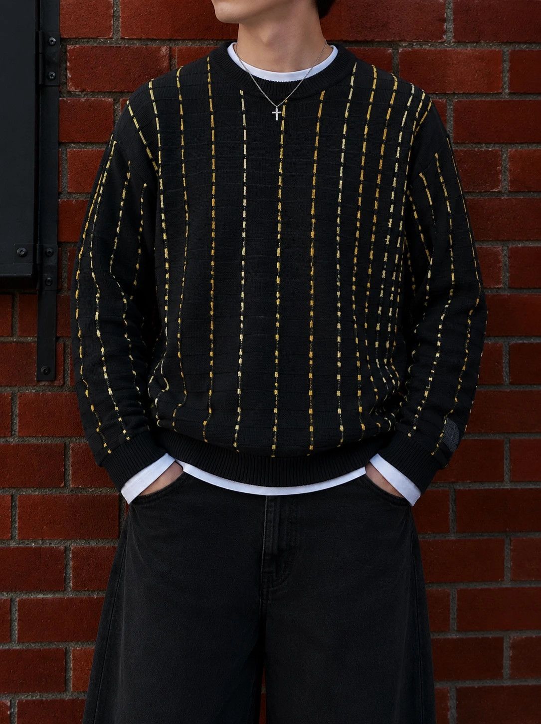 Carlo Colucci Vintage 90s Carlo Colucci Black Coogi Style Knit Sweater Size US XL / EU 56 / 4 - 1 Thumbnail