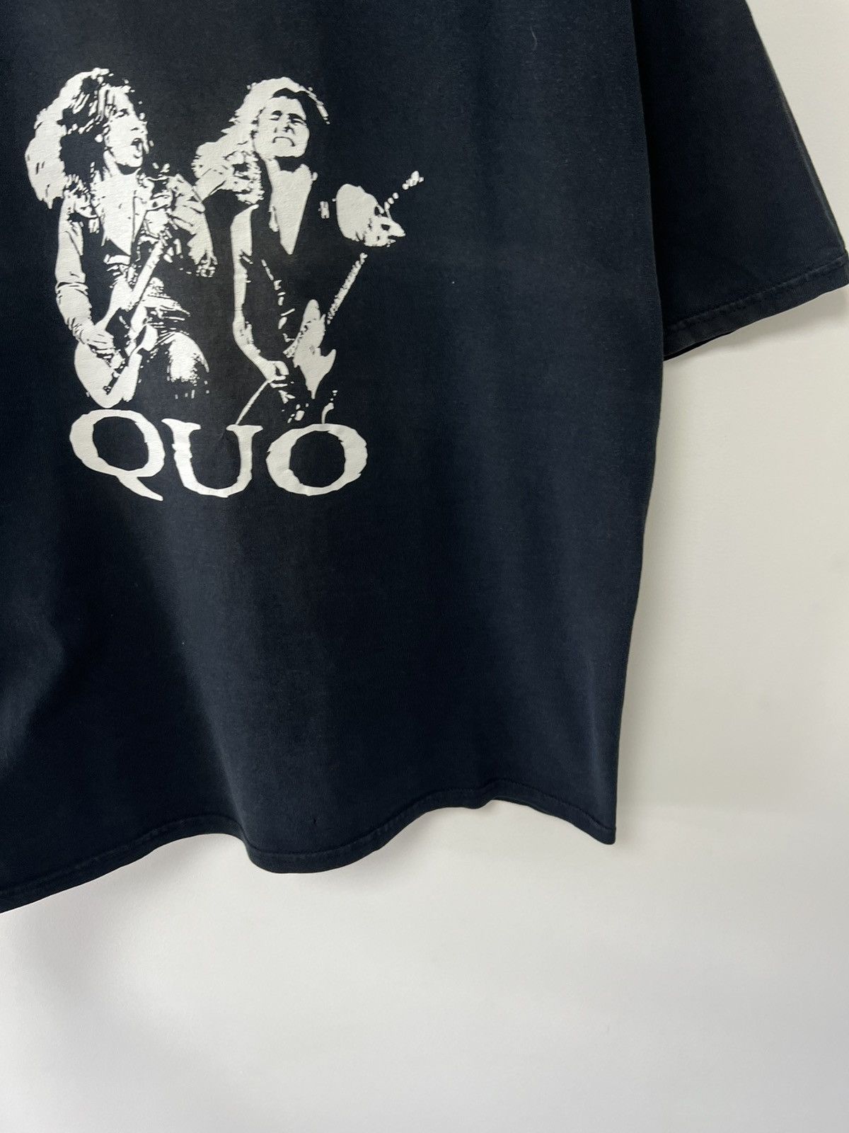 Vintage Vintage 90’s Status Quo Rock Band t shirt Big logo Black XL Size US XL / EU 56 / 4 - 9 Thumbnail