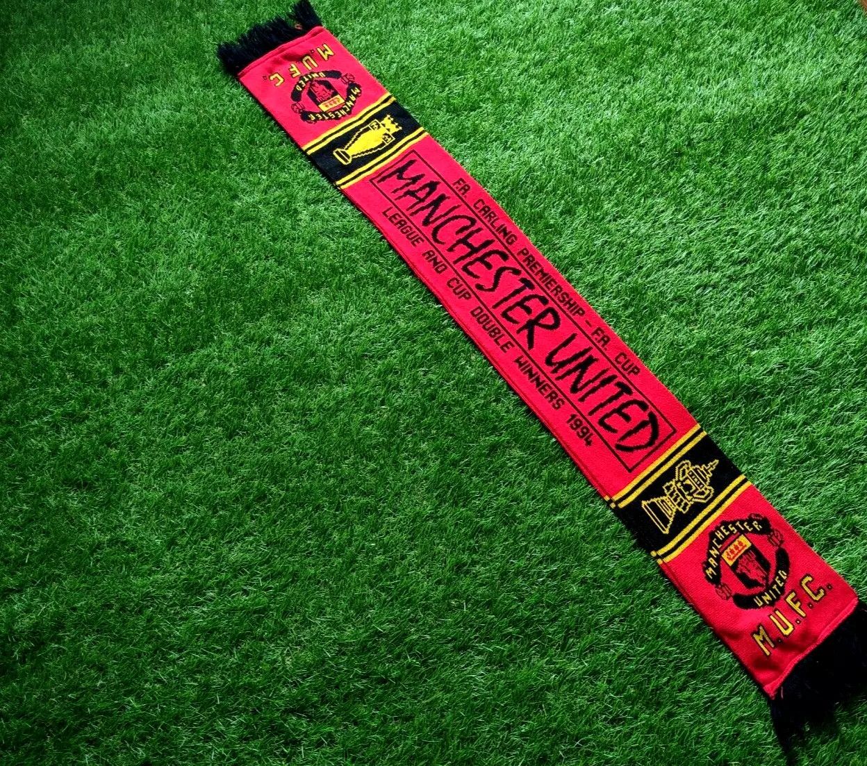 Other MANCHESTER UNITED LEAGUE AND CUP DOUBLE WINNERS 1994 SCARF Size ONE SIZE - 3 Thumbnail