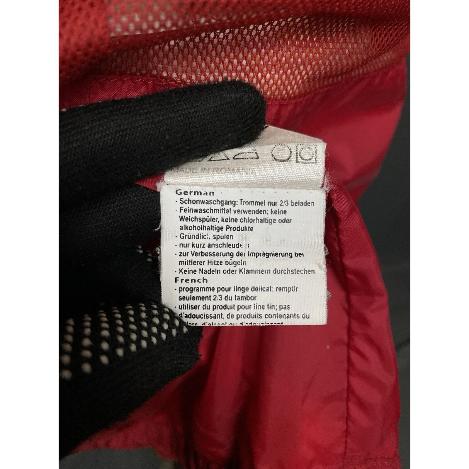 Mammut Mammut Gore-Tex XCR Men's Red Waterproof Windbreaker Jacket Size US S / EU 44-46 / 1 - 15 Thumbnail