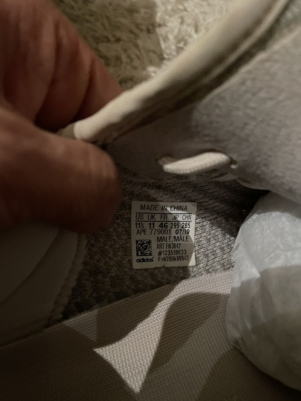 Yeezy Yeezy 350 V2 Citrin Size US 11.5 / EU 44-45 - 7 Thumbnail