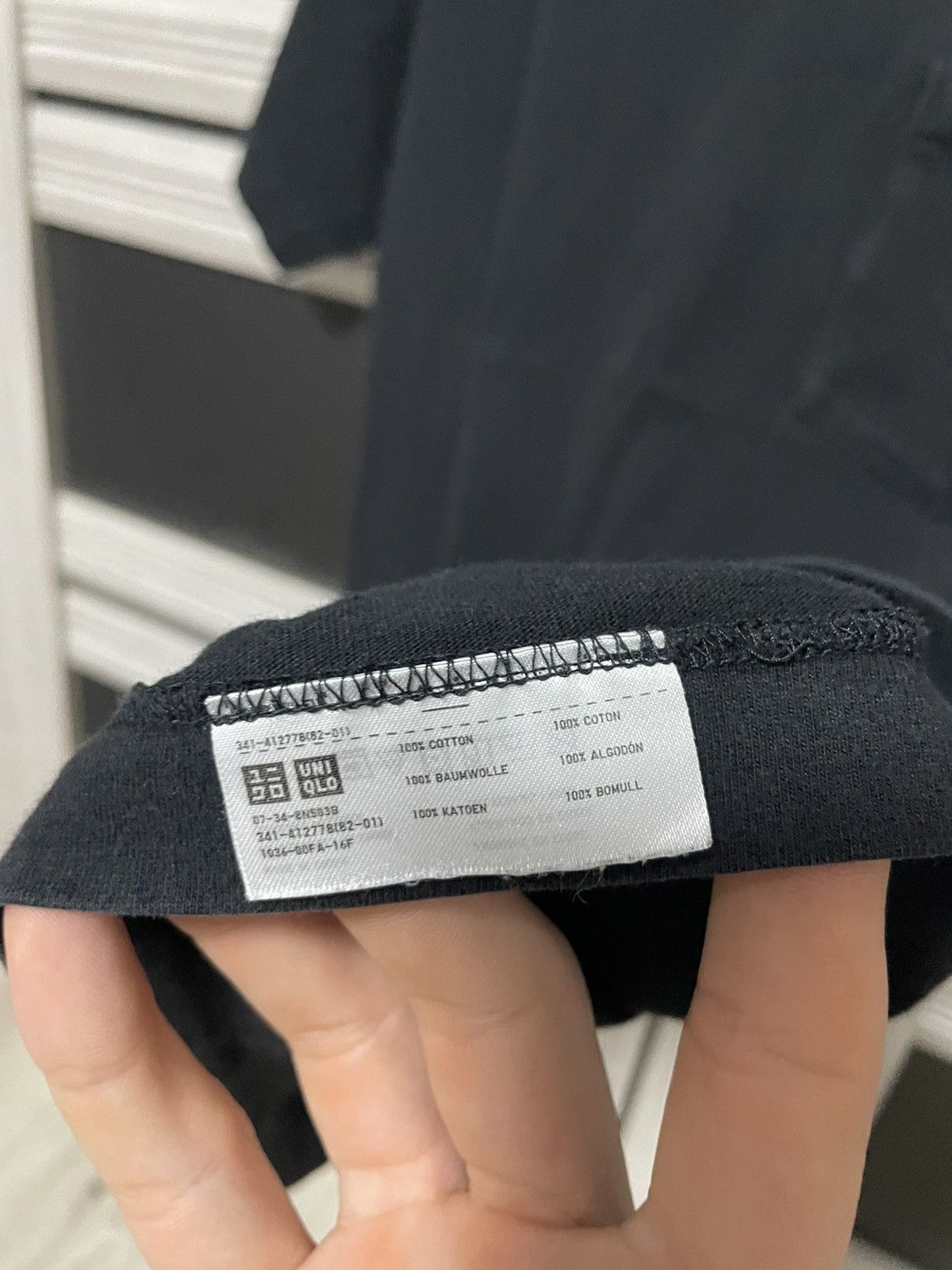 Kaws × Uniqlo Kaws x Uniqlo Sesame Street Elmo Pocket Tee Black Size US S / EU 44-46 / 1 - 9 Thumbnail