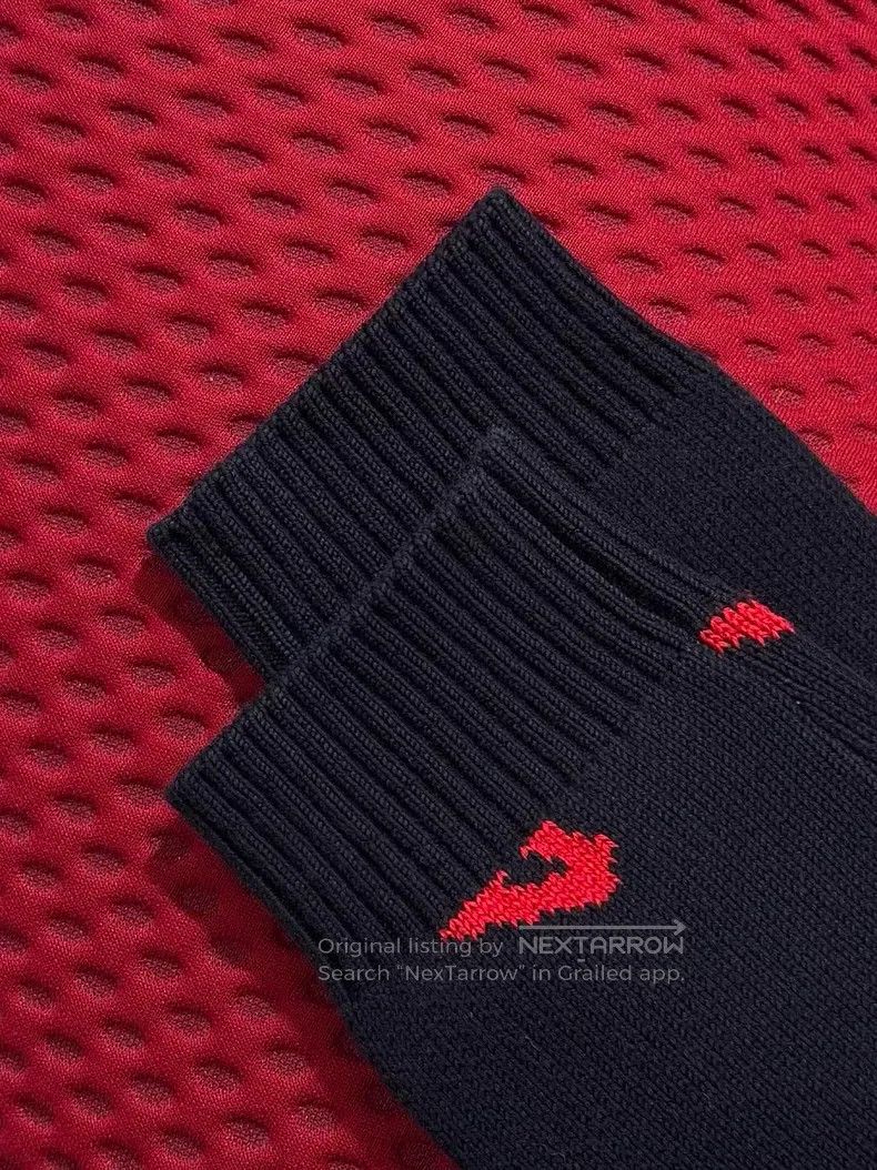 Other Balenciaga Black and red barrage knit long-sleeve sweater Size US S / EU 44-46 / 1 - 7 Thumbnail