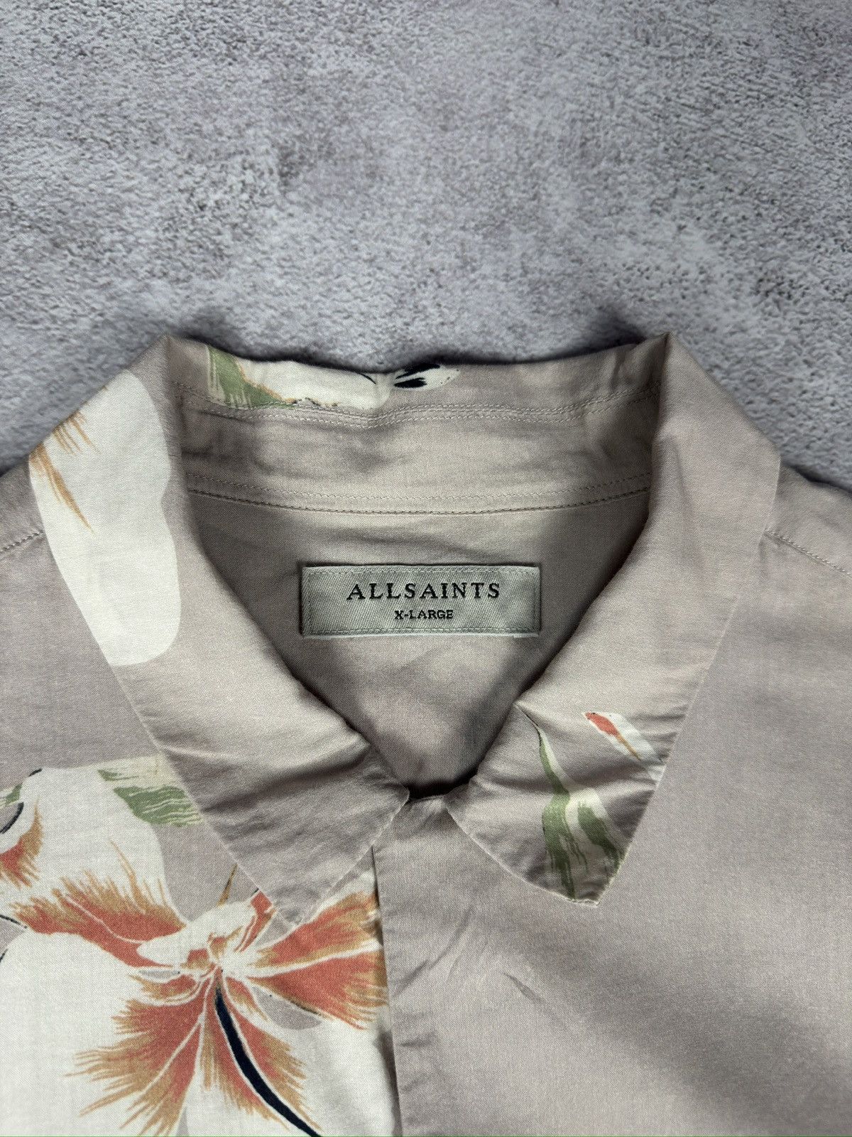 Allsaints AllSaints Floral Hawaiian Short Sleeve Shirt Beige Size US XL / EU 56 / 4 - 4 Thumbnail