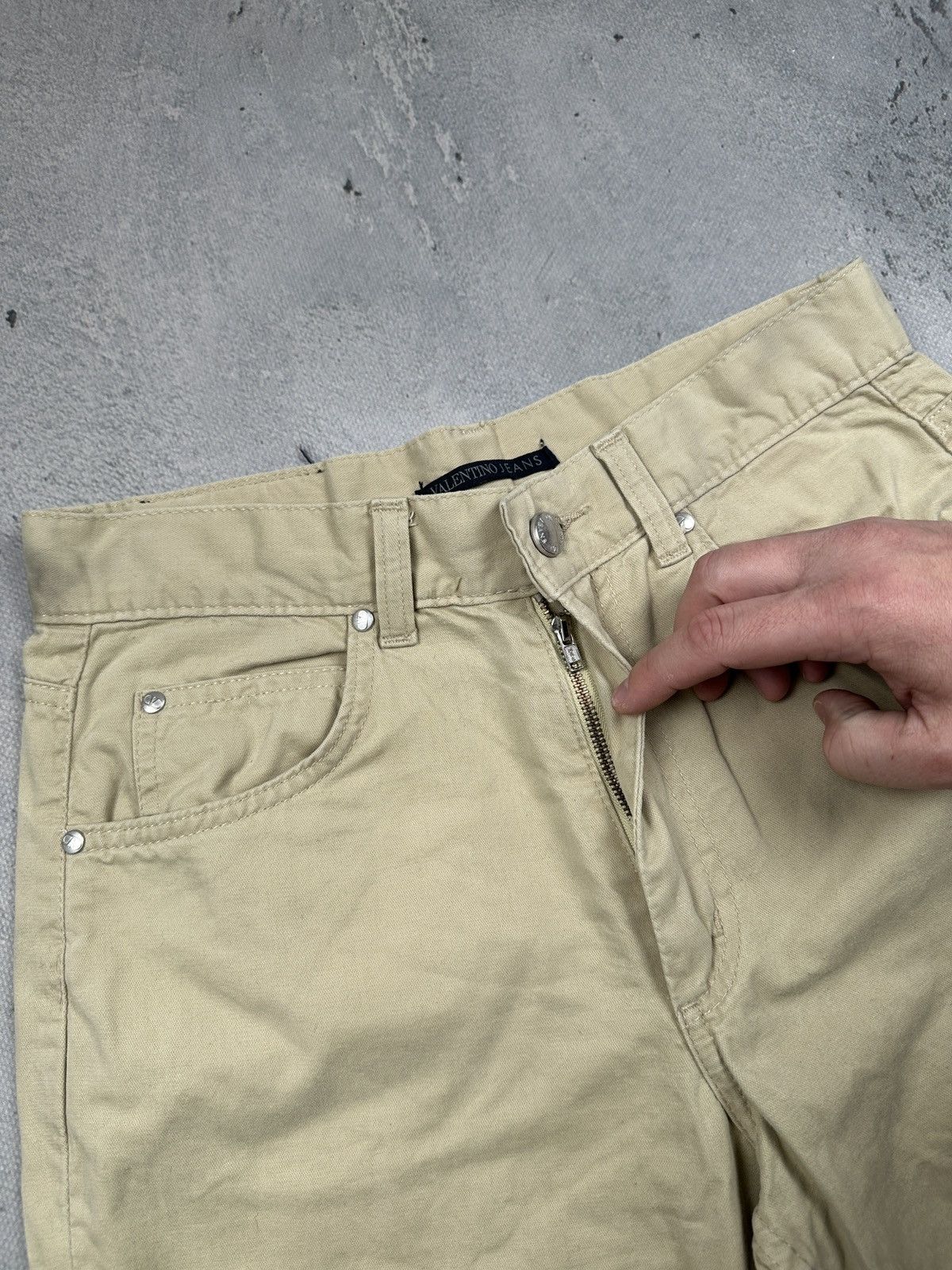 Valentino Valentino Jeans Vintage Beige Chino Pant Minimalist Trousers Size US 30 / EU 46 - 7 Thumbnail