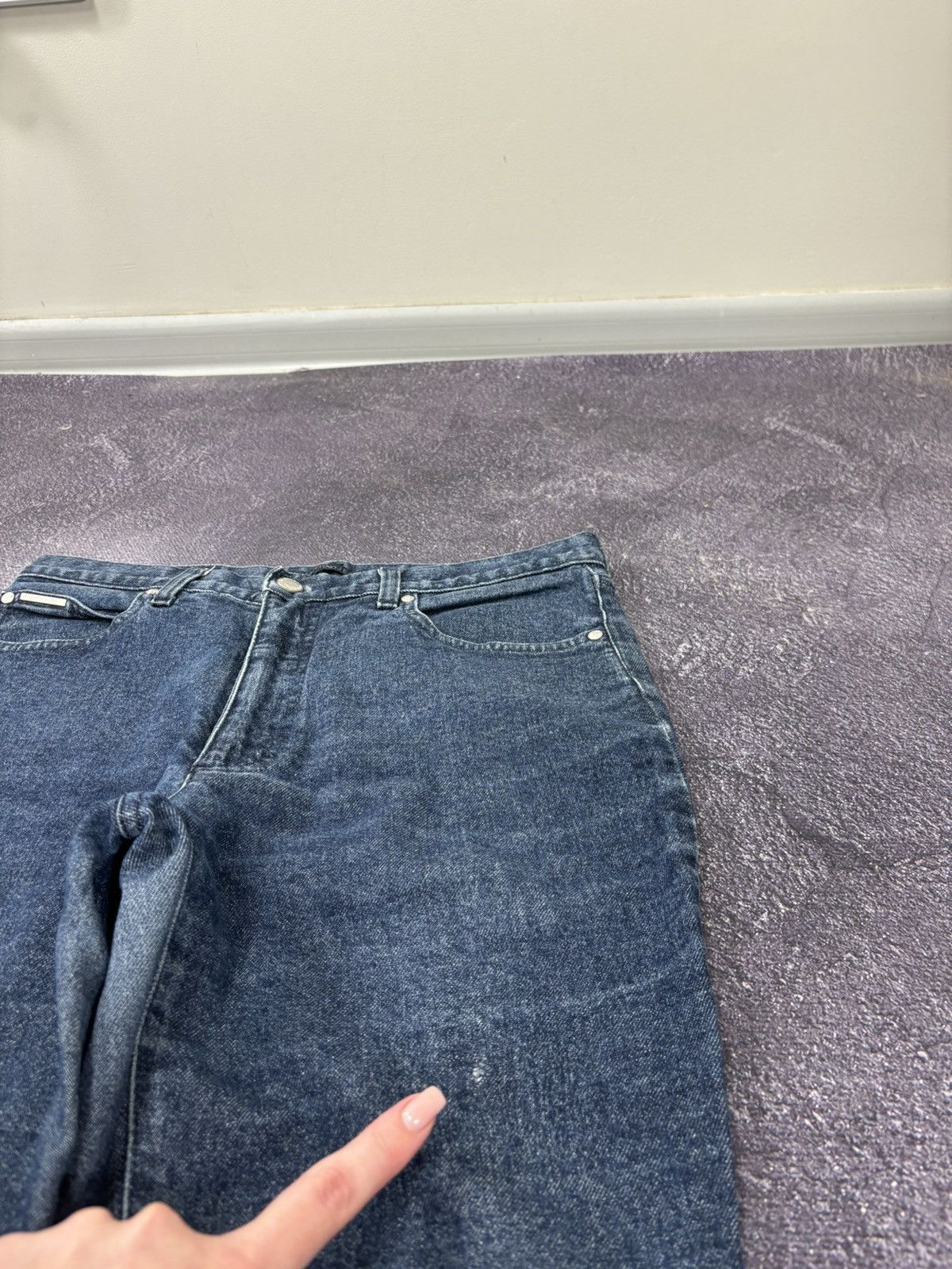 Valentino Vintage Valentino Women’s Blue Straight Fit Luxury Jeans Size 32" / US 10 / IT 46 - 10 Thumbnail