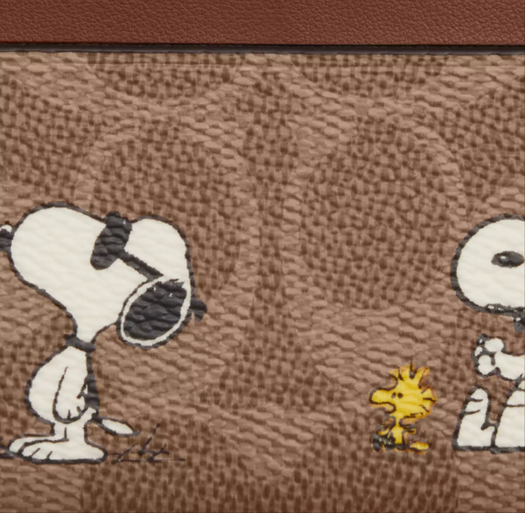 Coach Coach X Peanuts Mini Skinny Id Case With Snoopy CBT14 Size ONE SIZE - 7 Thumbnail