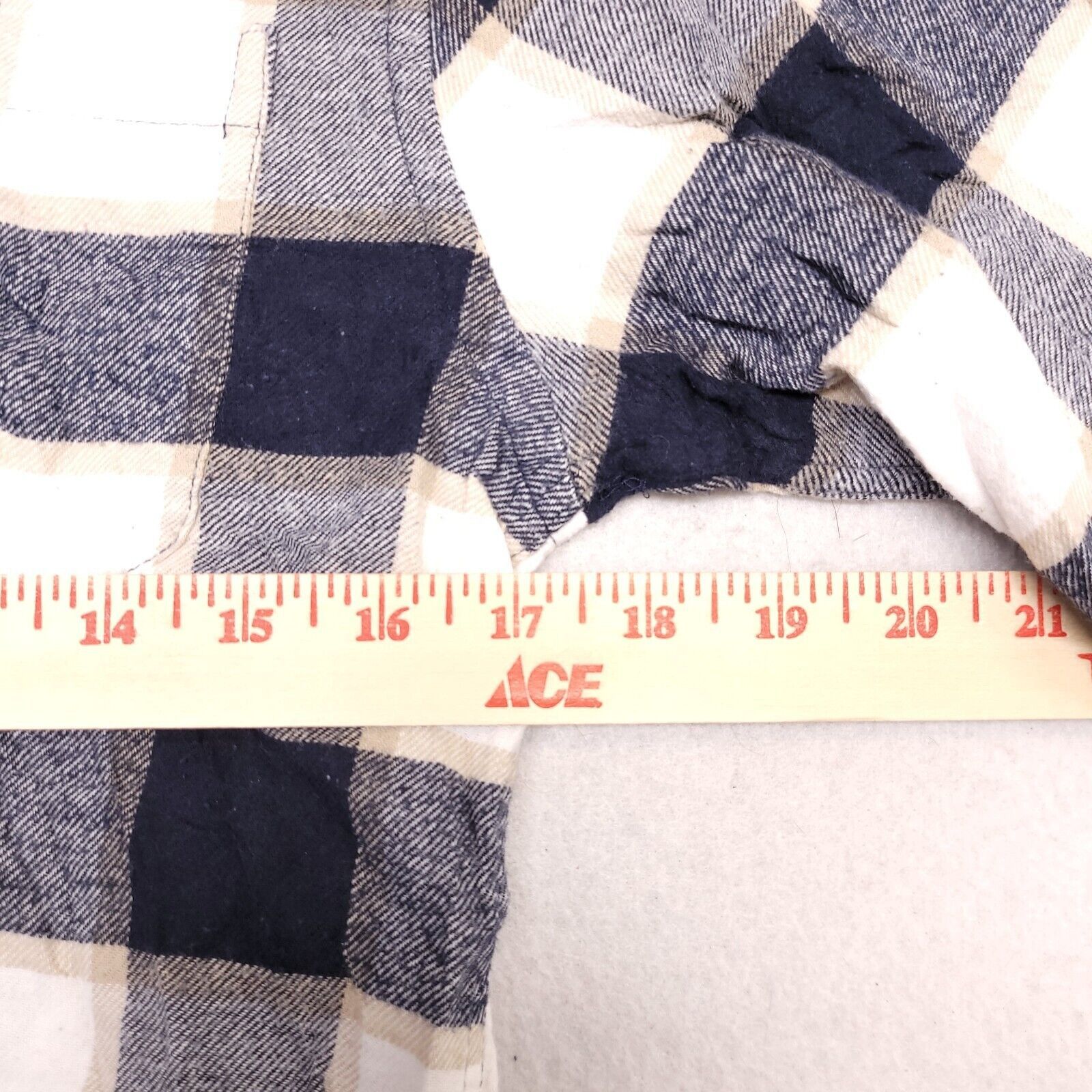 Croft & Barrow Croft & Barrow Buffalo Check Flannel Shirt Mens Size s Blue Size US S / EU 44-46 / 1 - 9 Thumbnail