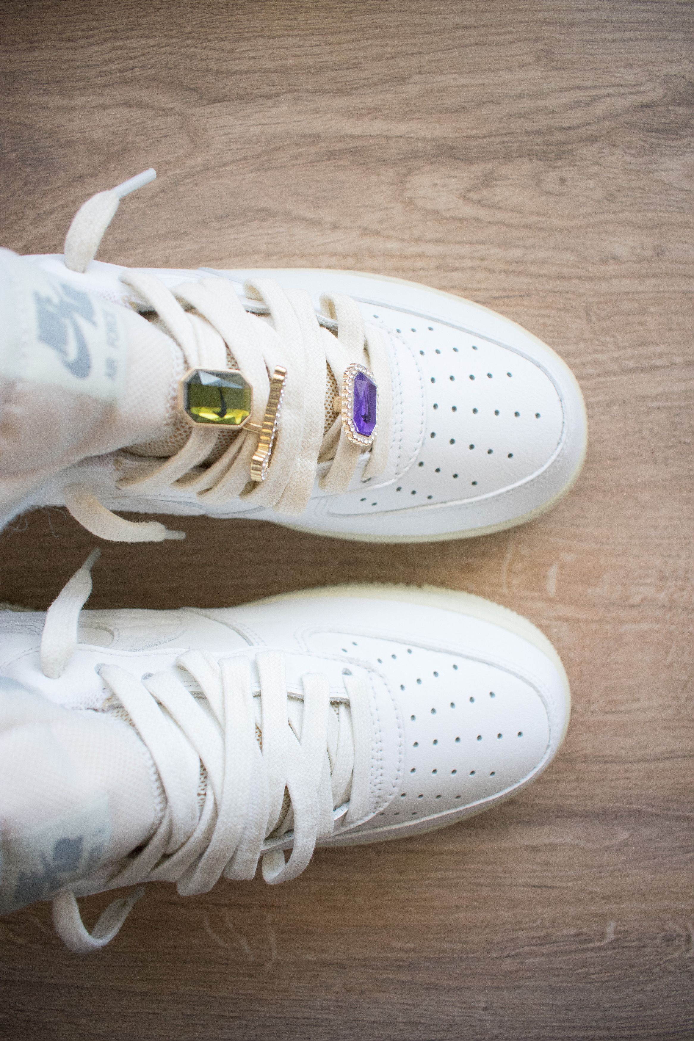 Nike Air Force 1 Bling Size US 8 / EU 41 - 3 Thumbnail