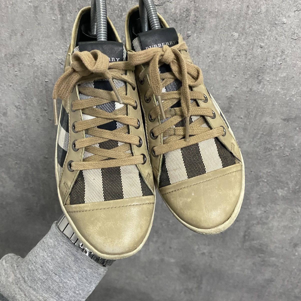 Burberry Burberry Nova Check Low Top Shoes Size US 7 / IT 37 - 4 Thumbnail