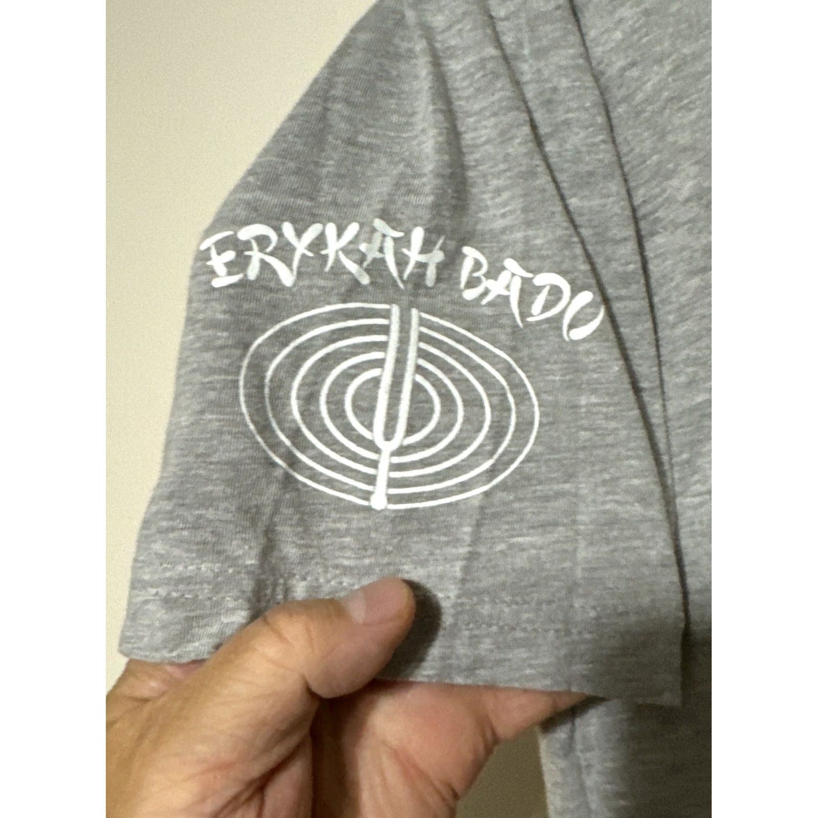 Vintage Erykah Badu Live From Badubotron 2021 Tour T Shirt Neo Soul Size M Grey Size US M / EU 48-50 / 2 - 3 Thumbnail