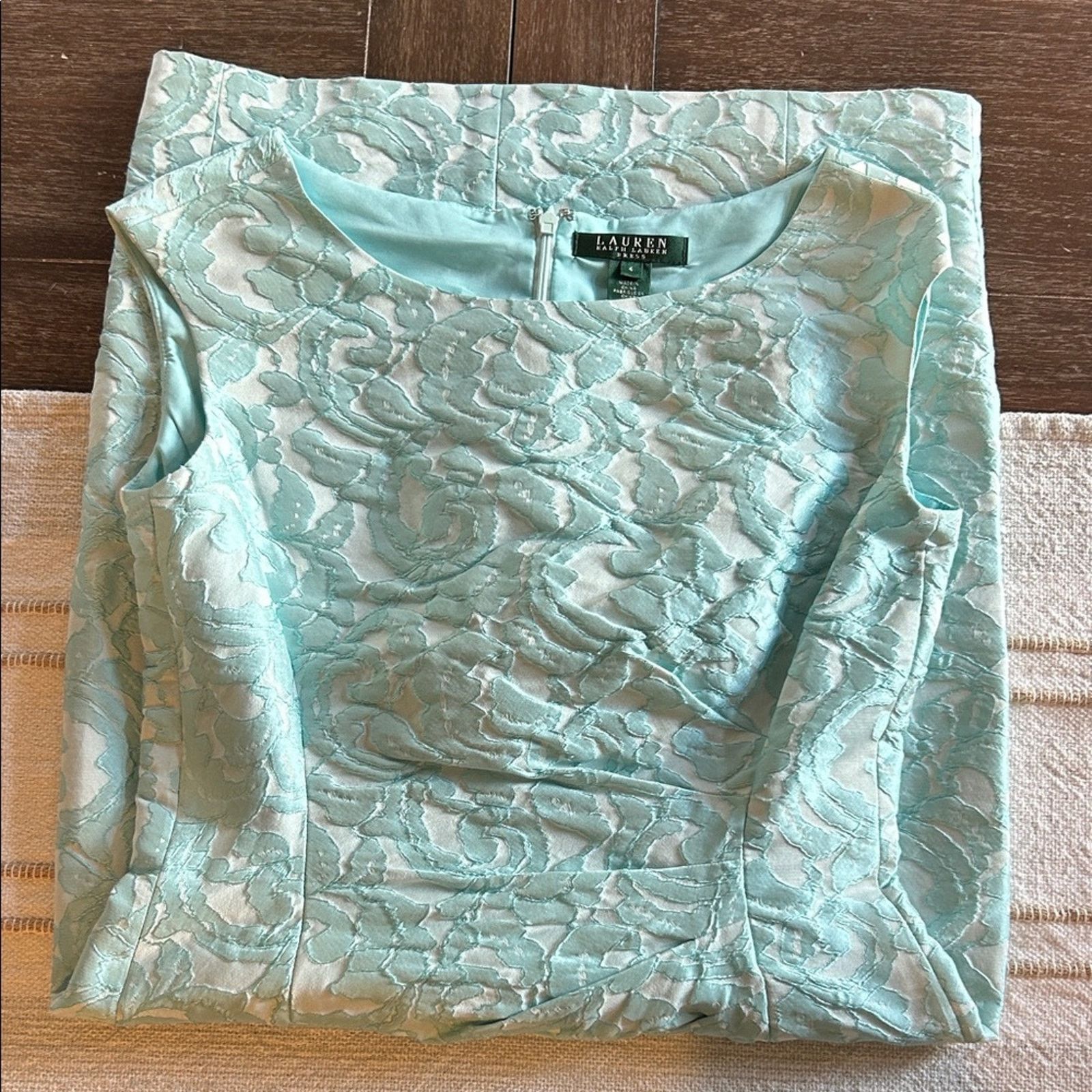 Lauren Ralph Lauren Lauren Ralph Lauren Pastel Mint Lace Sheath Dress Size S / US 4 / IT 40 - 1 Thumbnail
