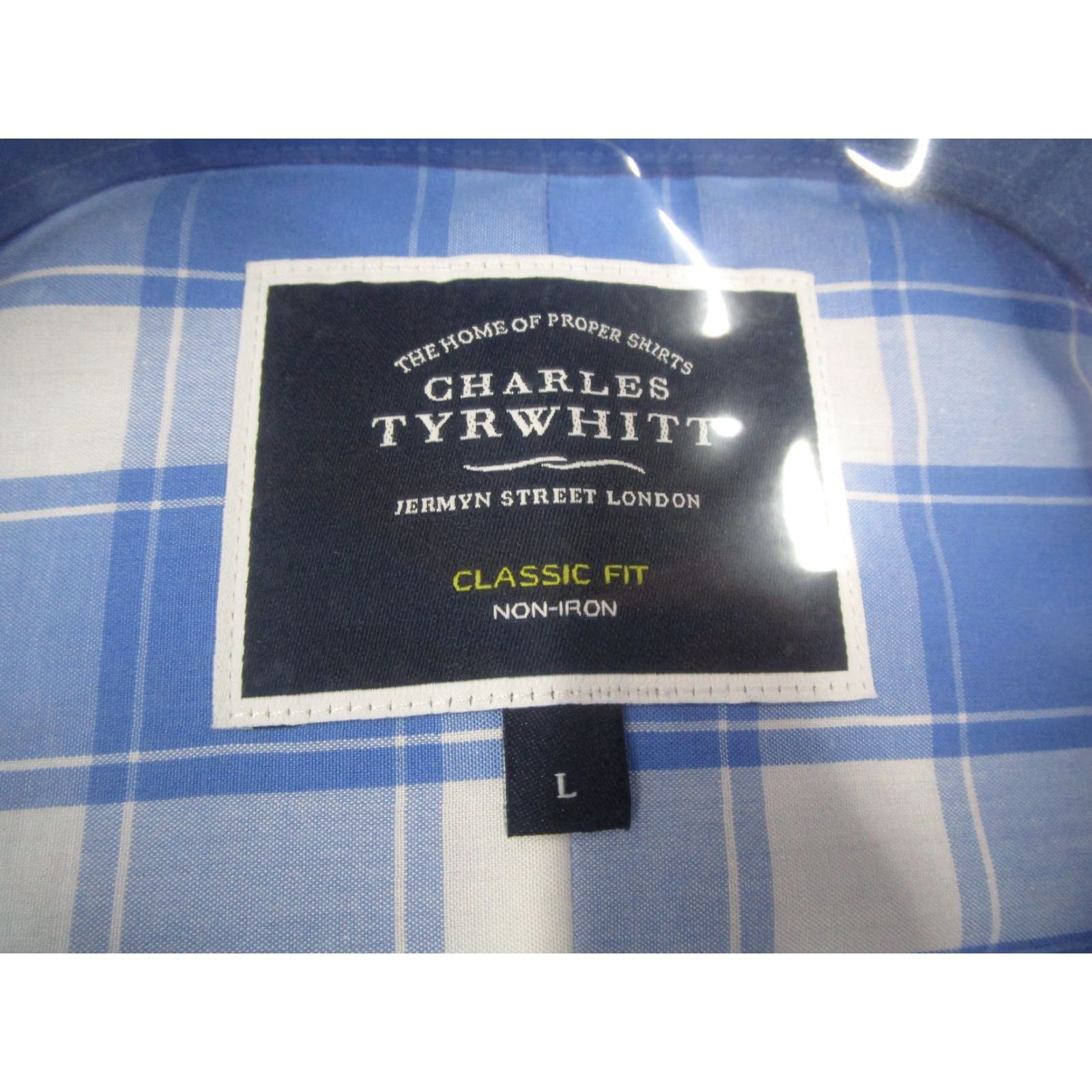 Charles Tyrwhitt Charles Tyrwhitt Shirt Mens Large Blue Check Non Iron Classic Fit Button Down Size US L / EU 52-54 / 3 - 3 Thumbnail