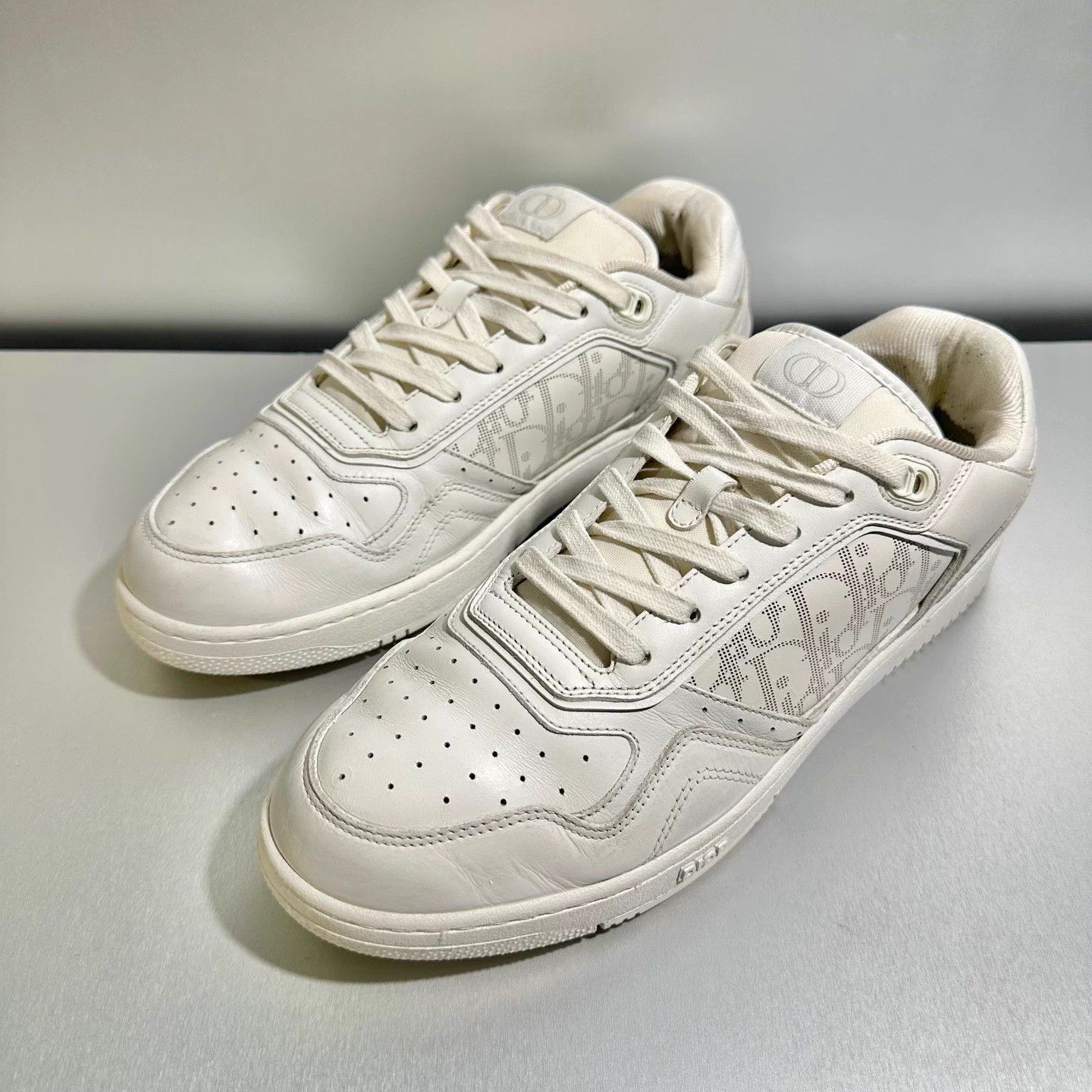 Dior Dior B27 White Sneakers 45 X5389 Like New Size US 12 / EU 45 - 1 Thumbnail