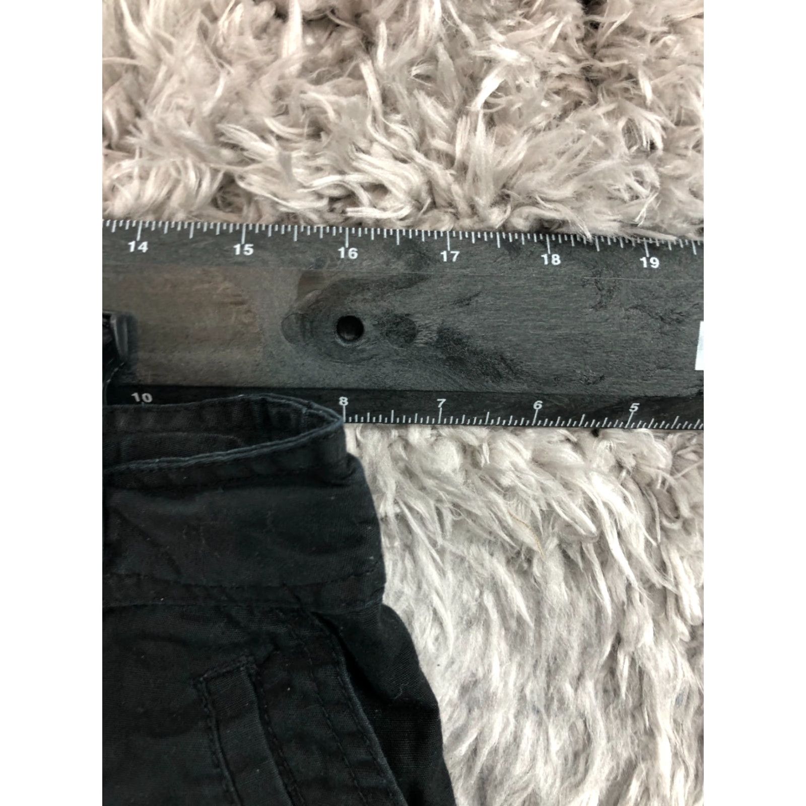 H&M H&M Shorts Womens Size 10 Mid Rise Dark Wash Black Size 32" / US 10 / IT 46 - 2 Thumbnail