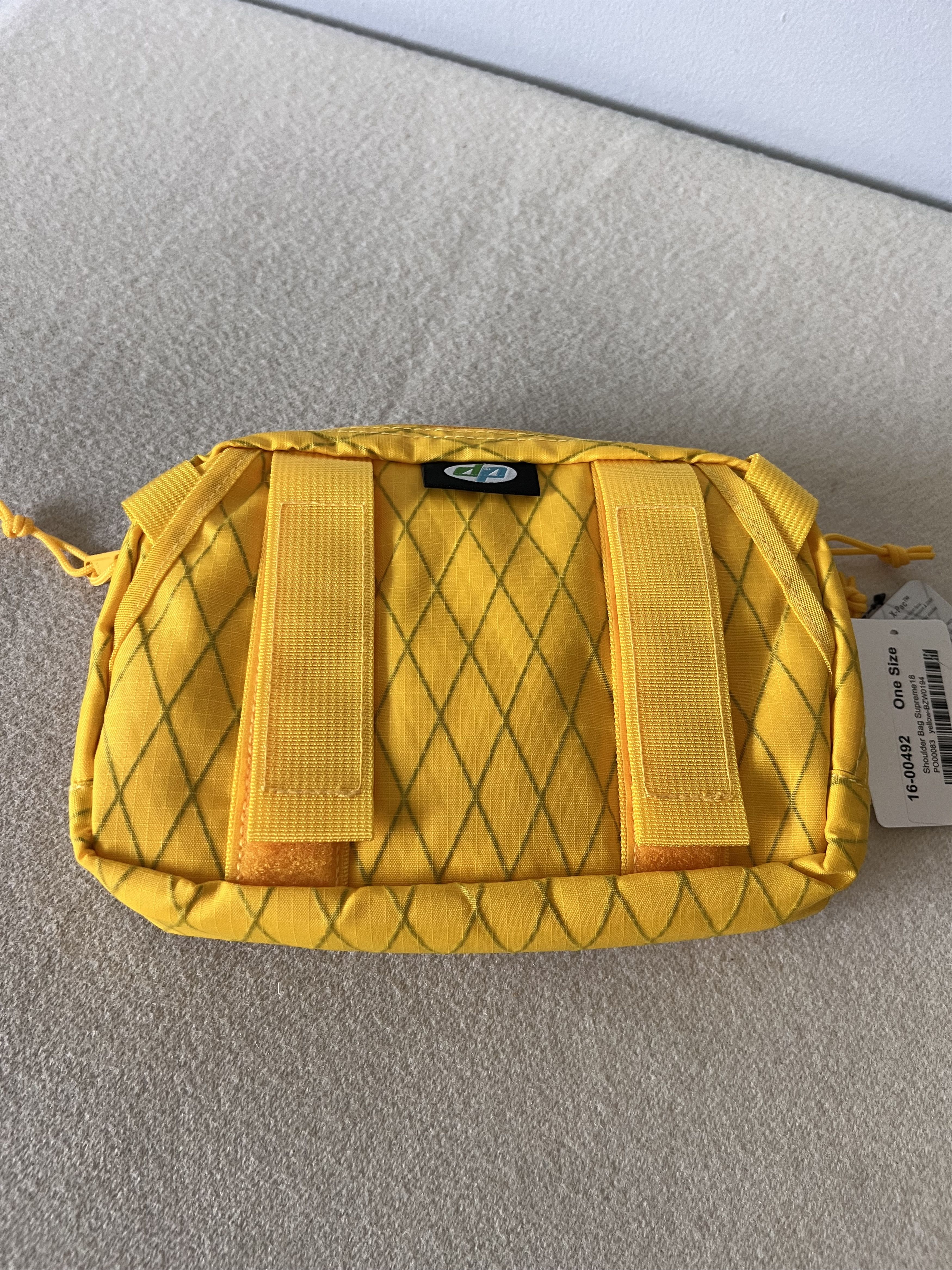 Supreme Supreme FW18 Shoulder Bag in Yellow Size ONE SIZE - 2 Thumbnail