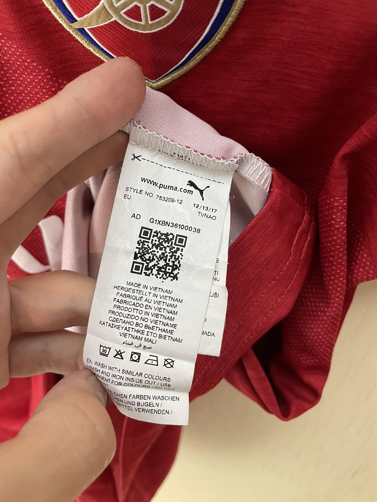 Puma Puma Arsenal 2017 soccer jersey Size US S / EU 44-46 / 1 - 10 Thumbnail