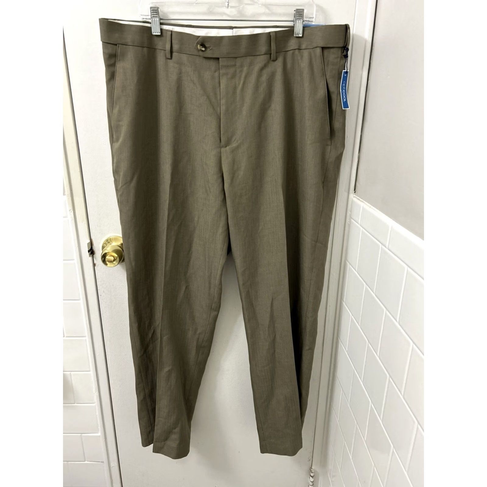 Croft & Barrow VINTAGE: No Croft & Barrow True Comfort Dress Pants Mens 40x30 Olive Brown Herringbone NWT Size US 40 / EU 56 - 6 Thumbnail